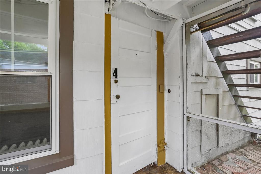 315 CIRCLE AVENUE