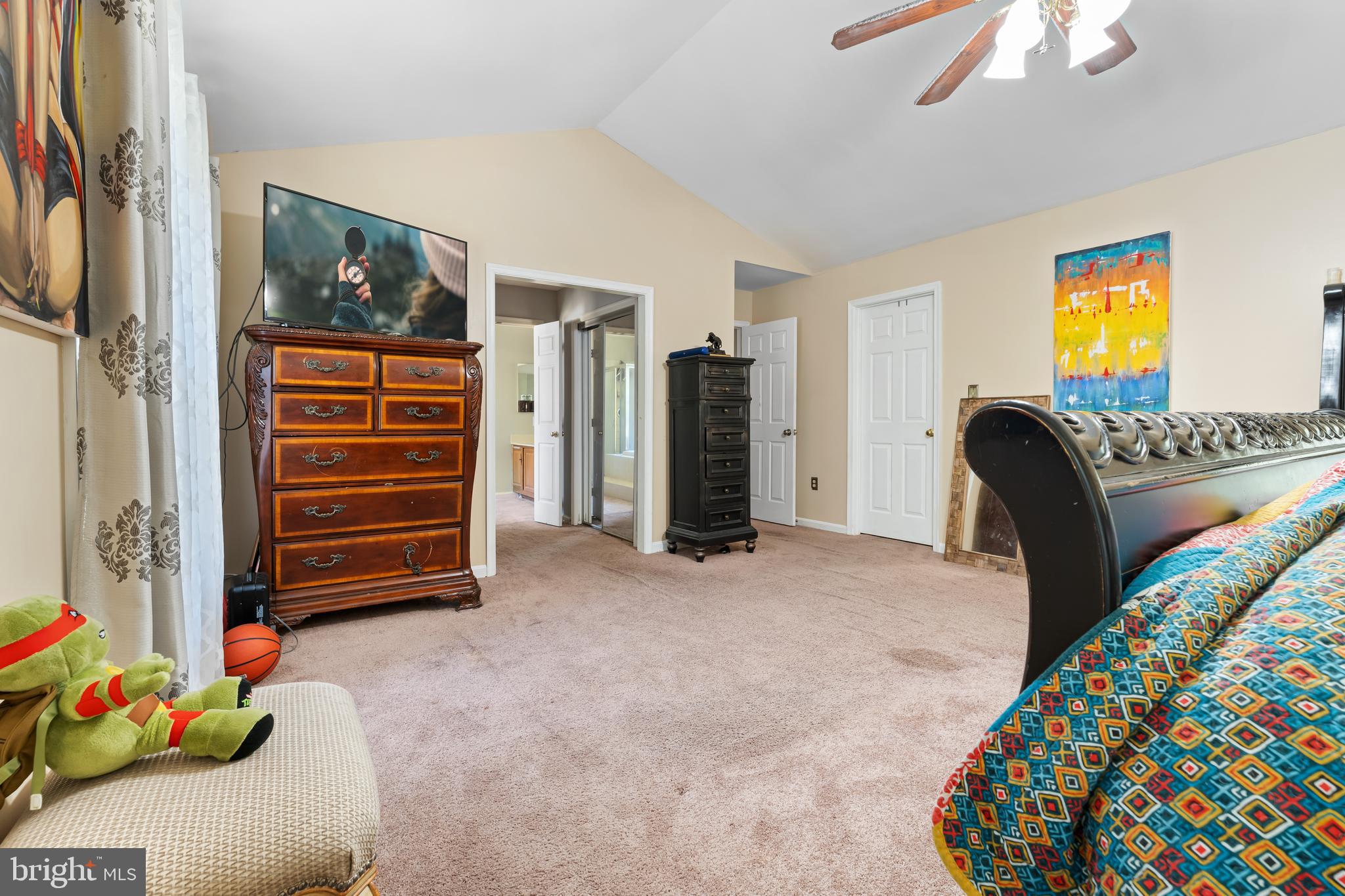 111 Johnsberg Ln