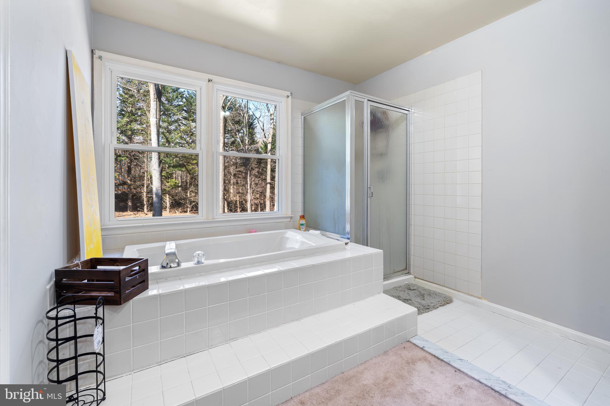 111 Johnsberg Ln