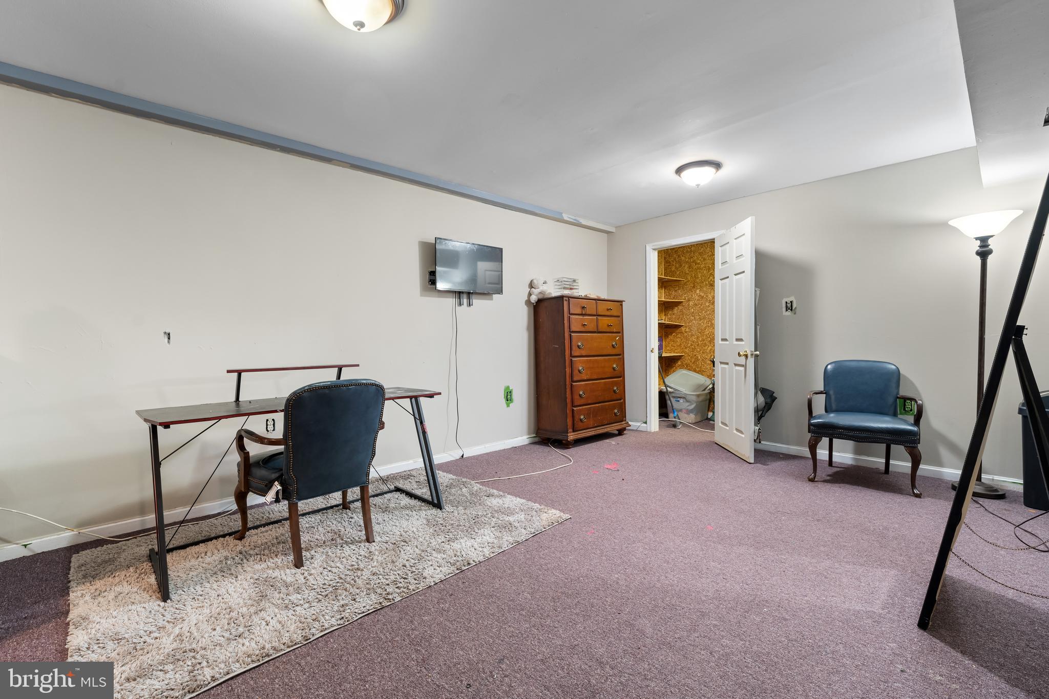 111 Johnsberg Ln