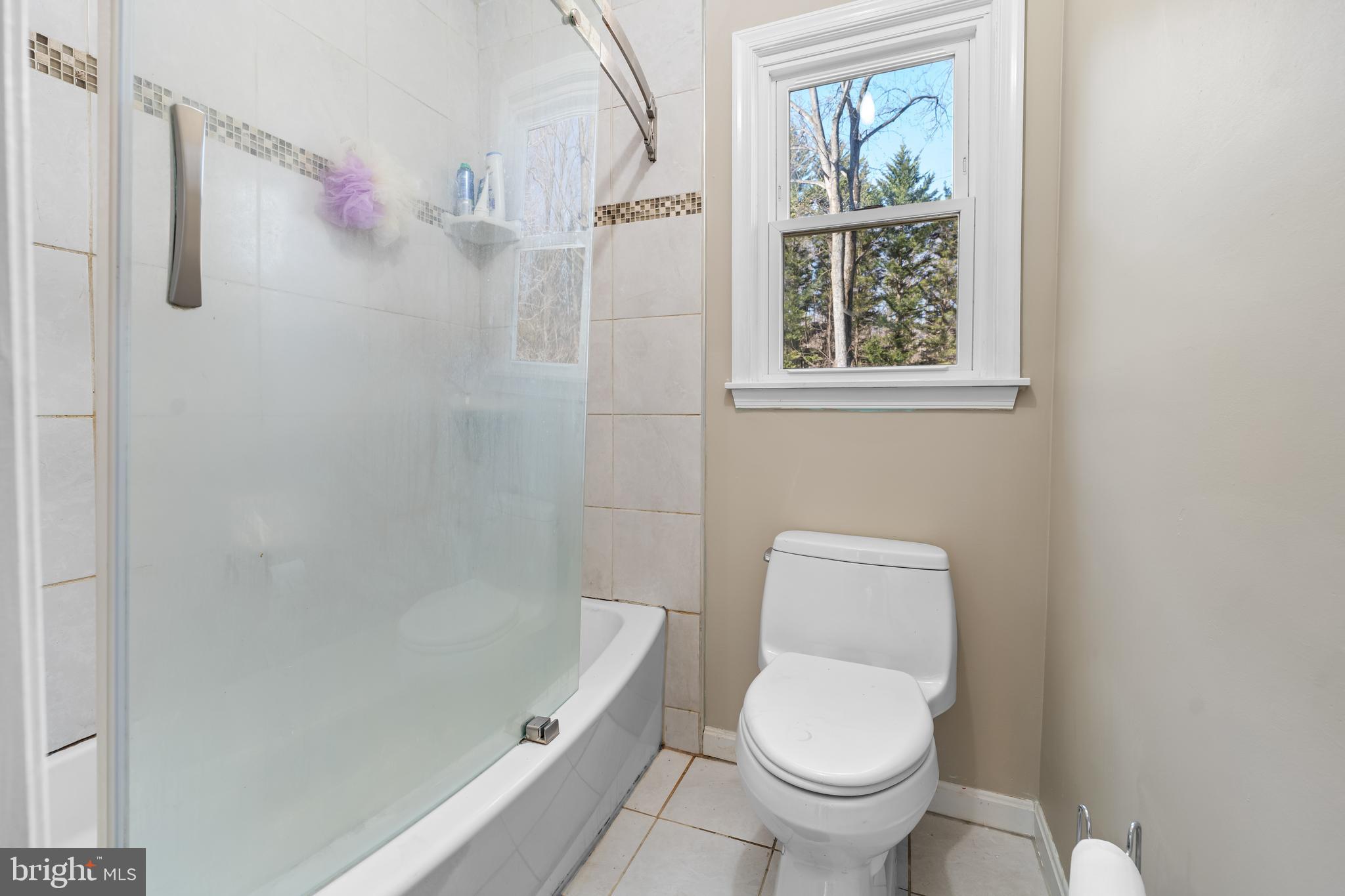 111 Johnsberg Ln