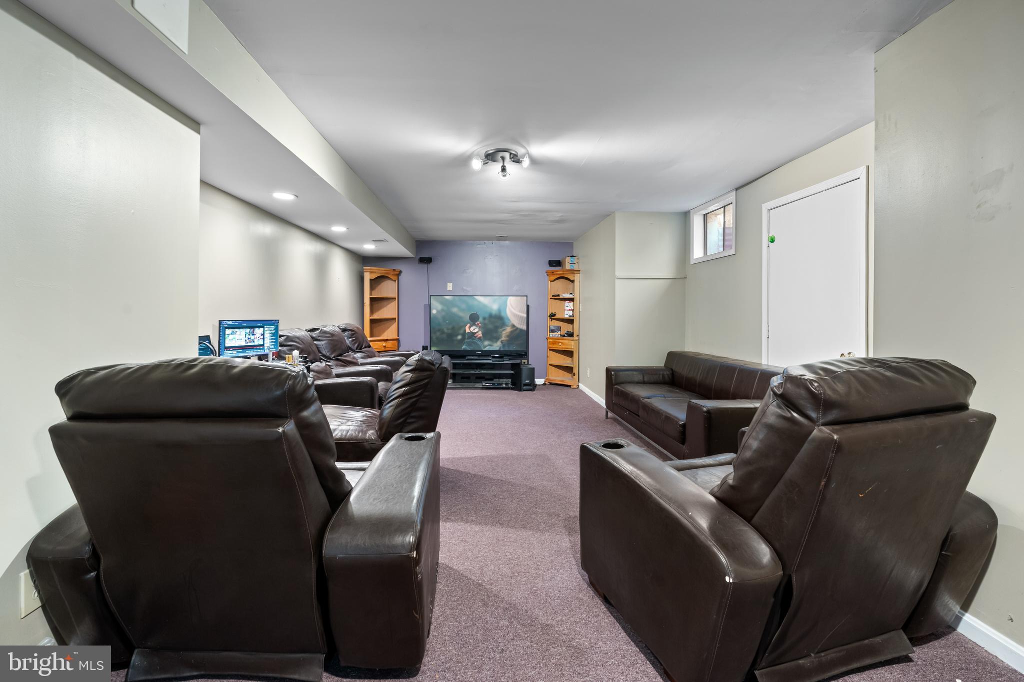 111 Johnsberg Ln
