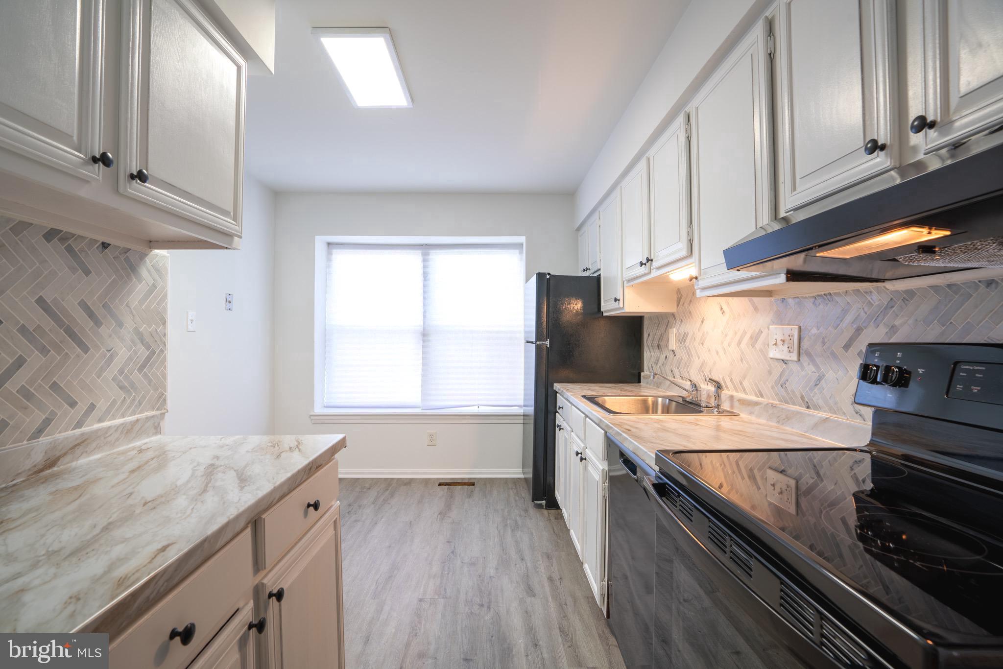 1638 Tulip Ave