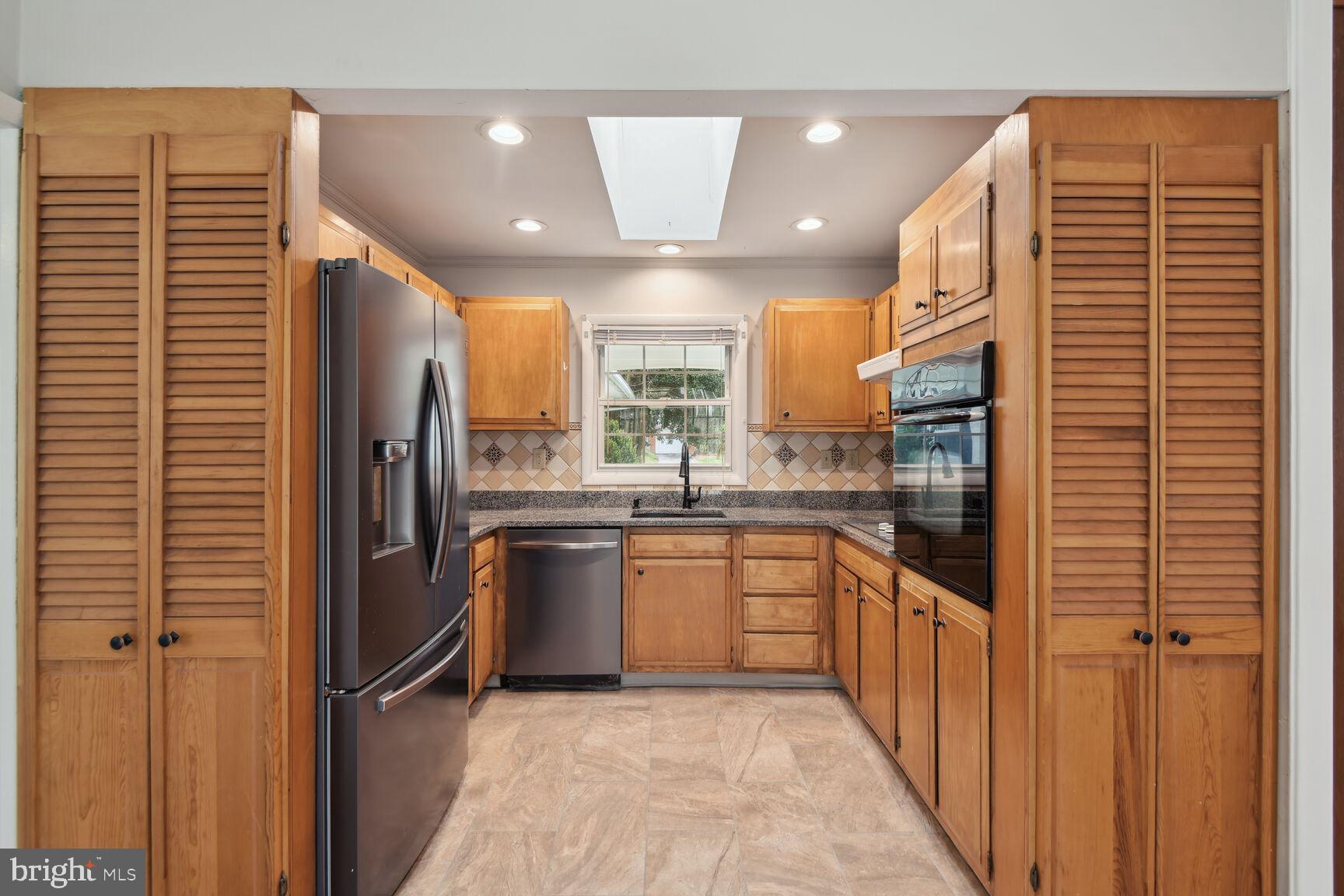 16110 Pointer Ridge Dr