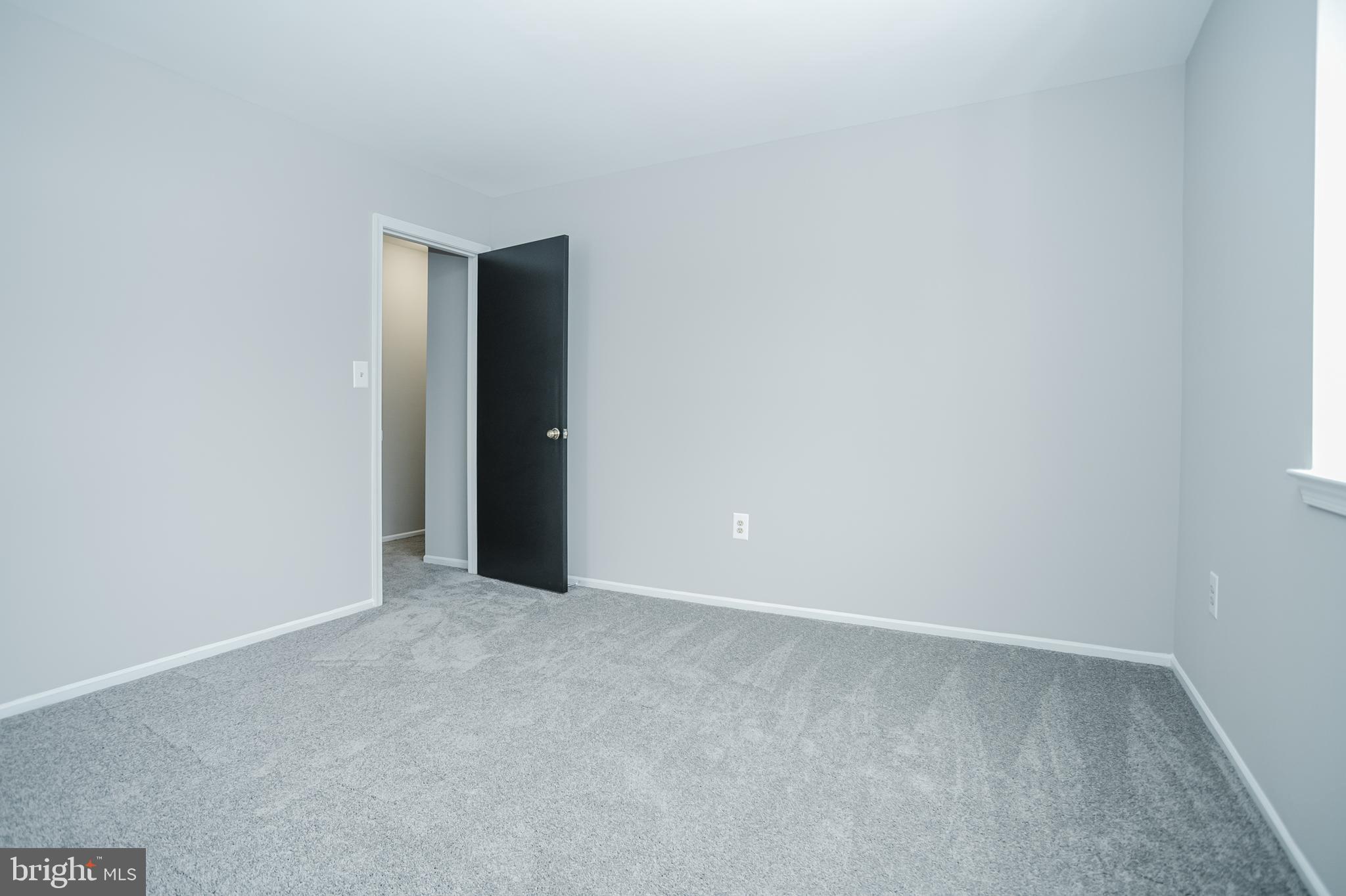 12411 Proxmire Dr