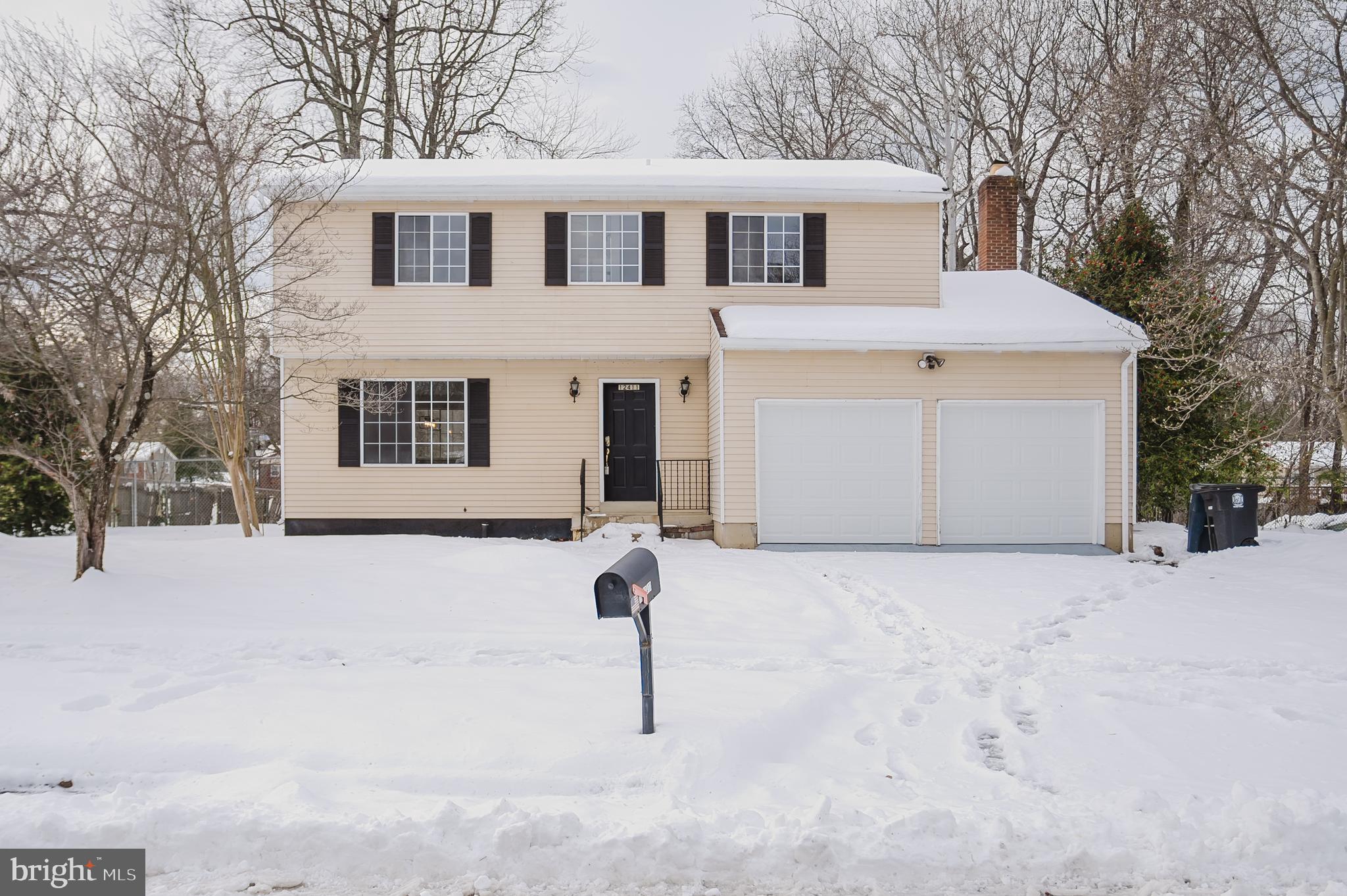 12411 Proxmire Dr