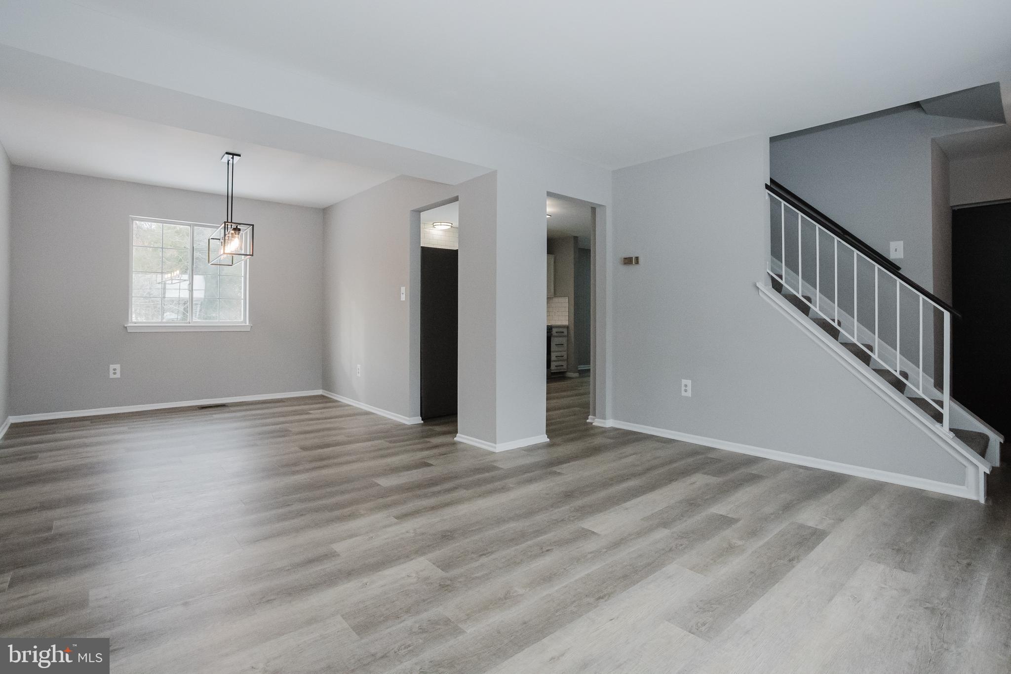 12411 Proxmire Dr