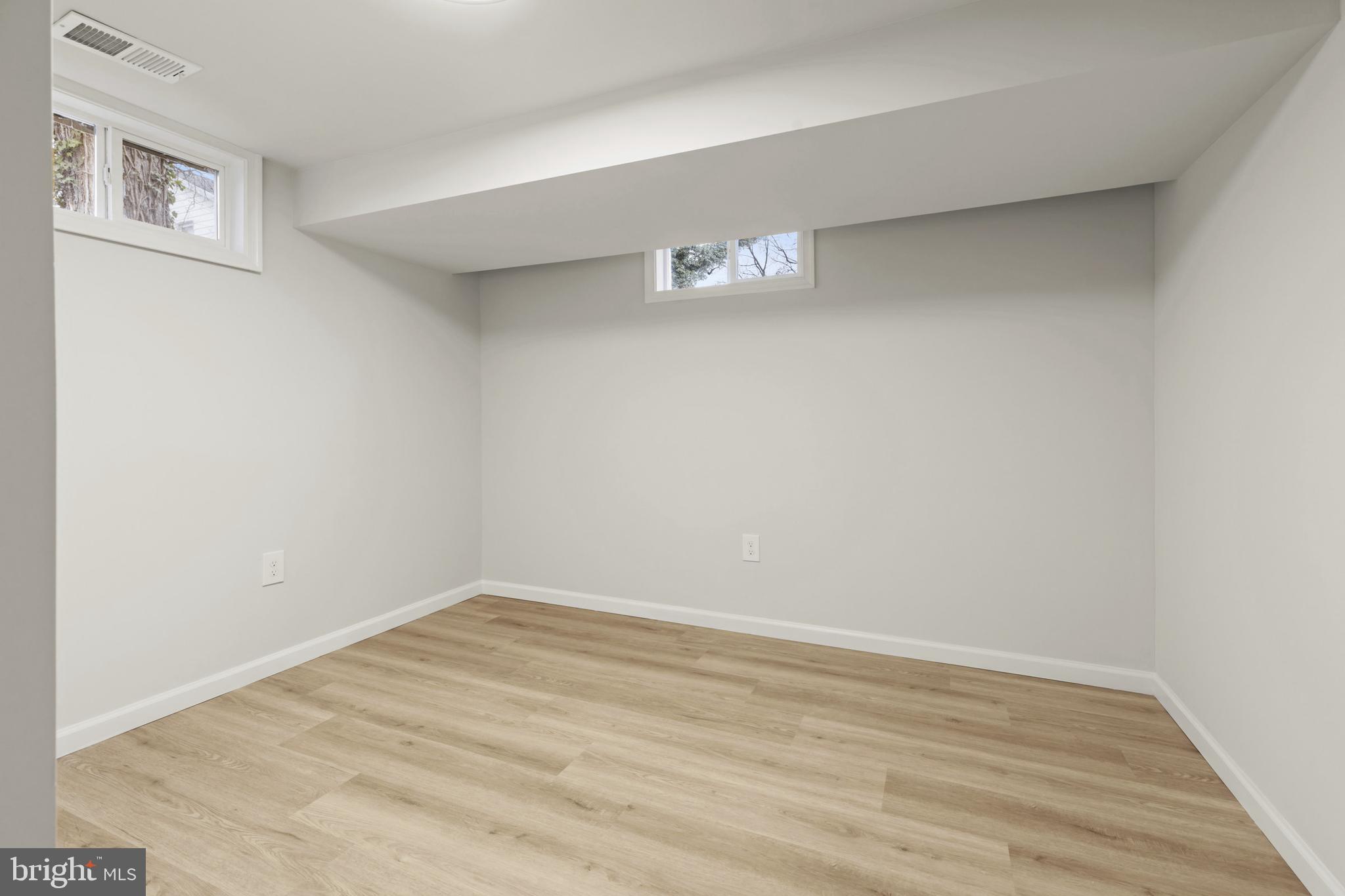 6121 Osborn Rd