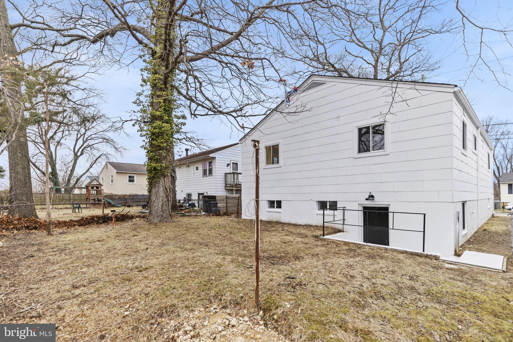 6121 Osborn Rd