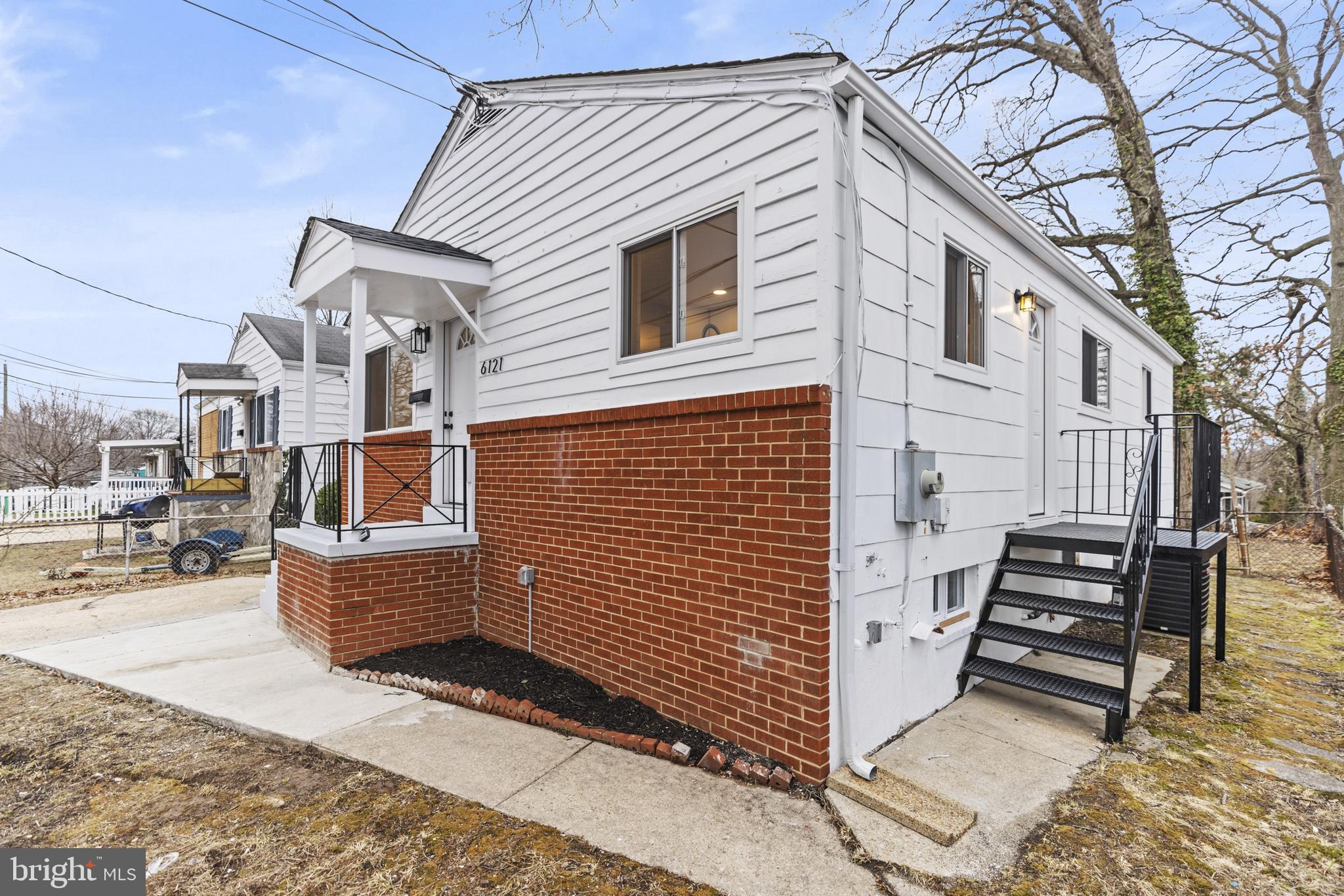 6121 Osborn Rd