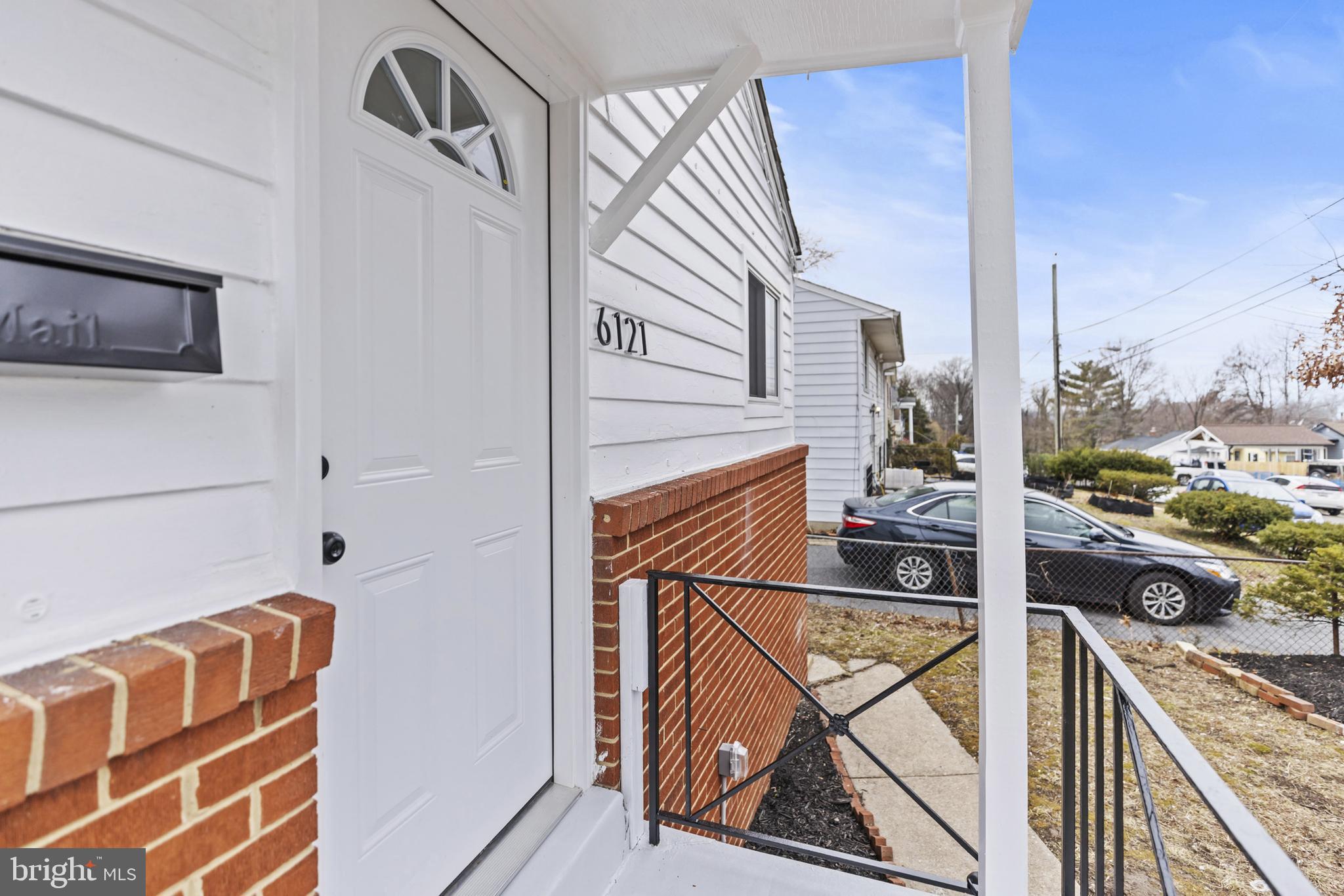 6121 Osborn Rd