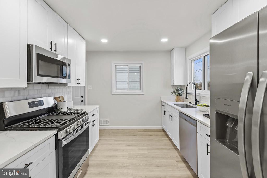 6121 Osborn Rd
