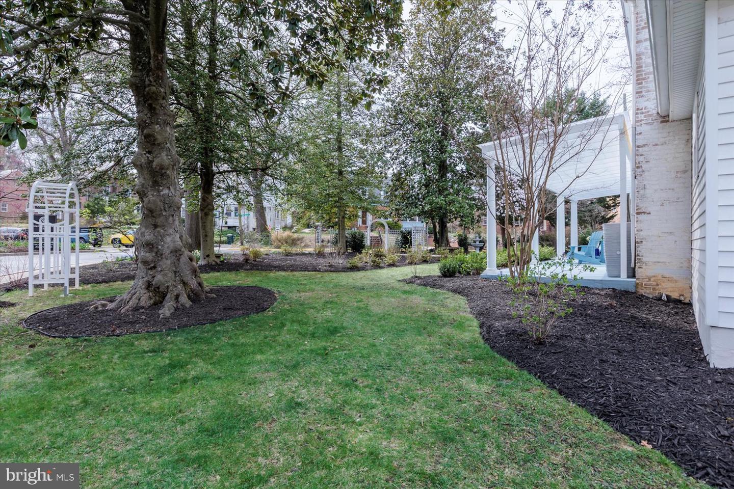 7007 Wake Forest Dr