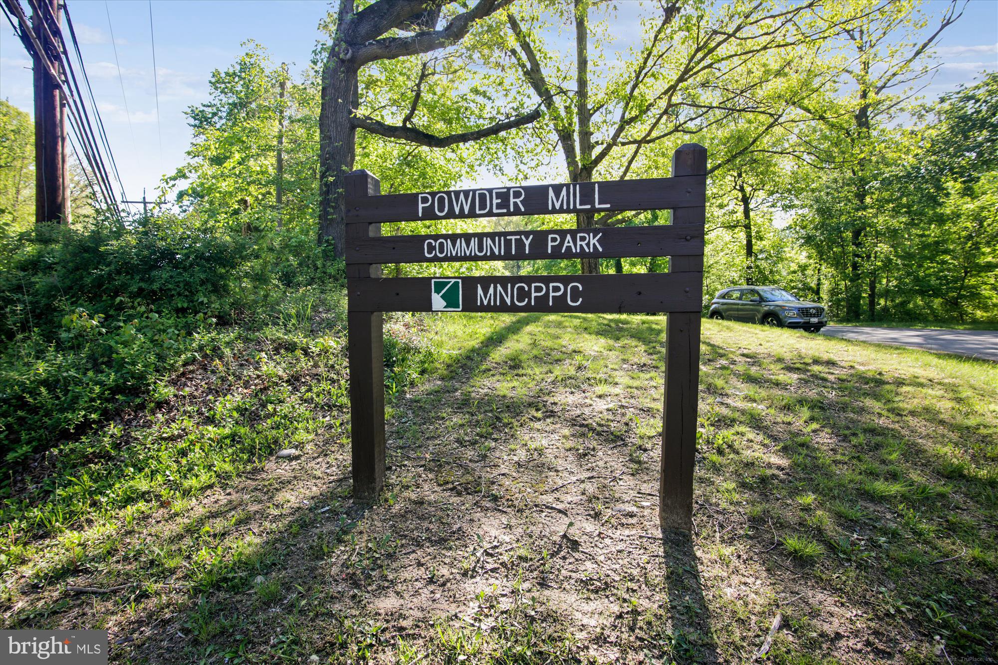 9274 ADELPHI RD #202