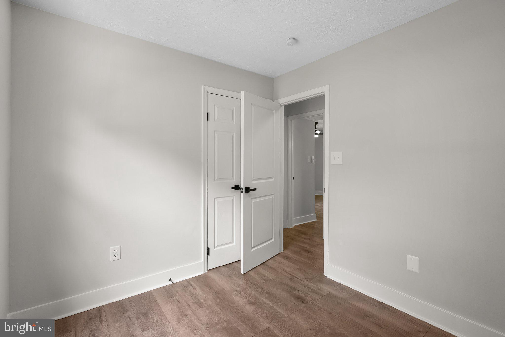 804 Carriage House Ln