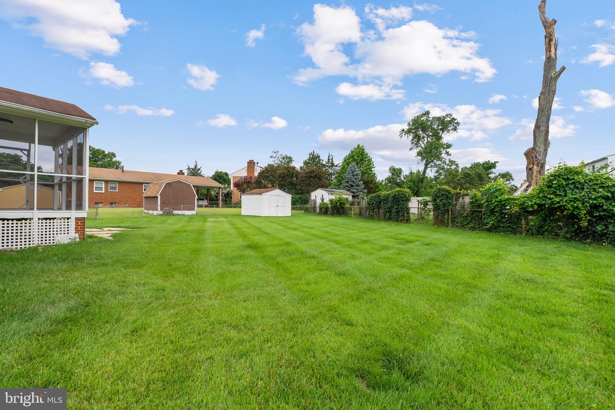 5912 Alan Dr