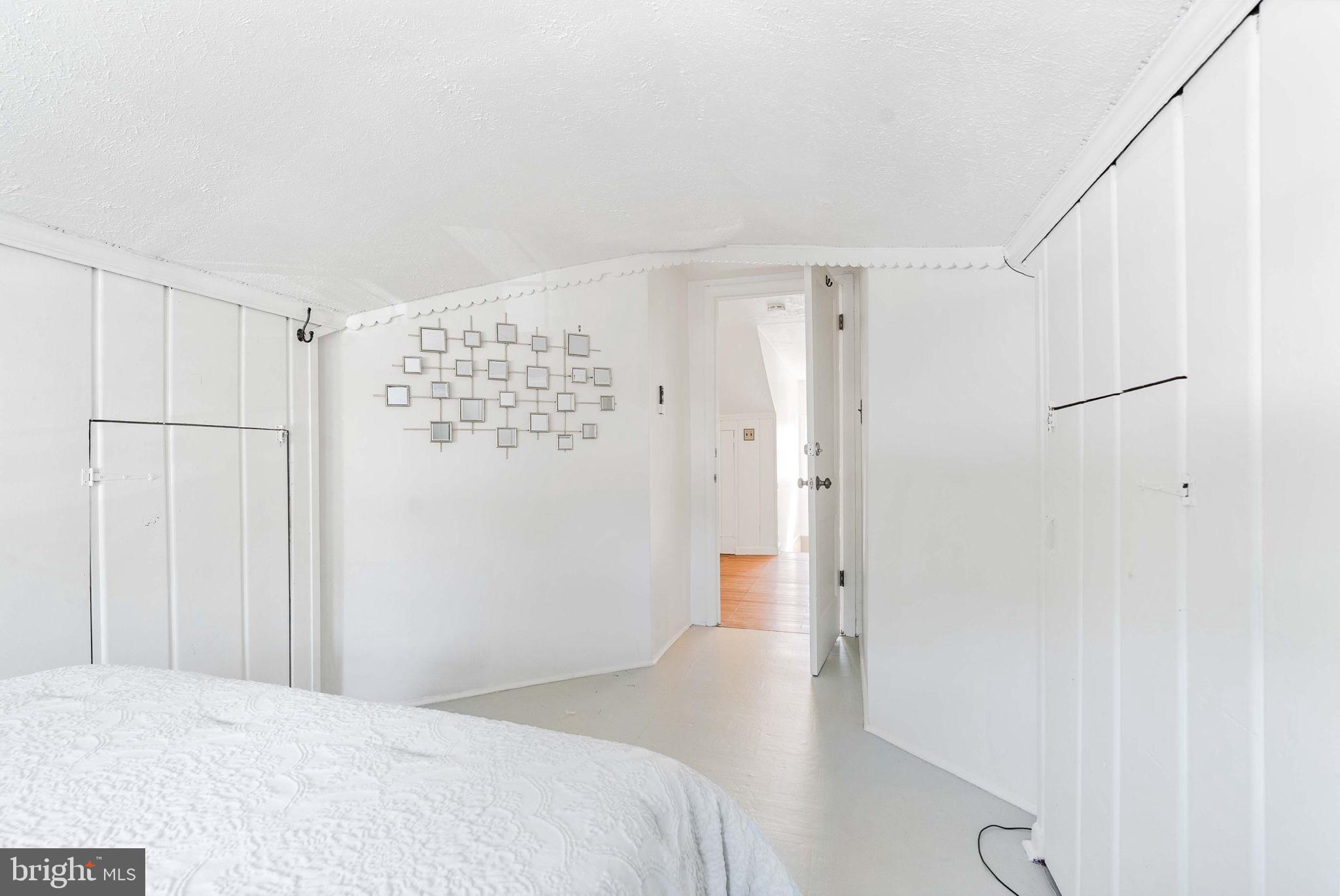 4905 SHERIDAN STREET