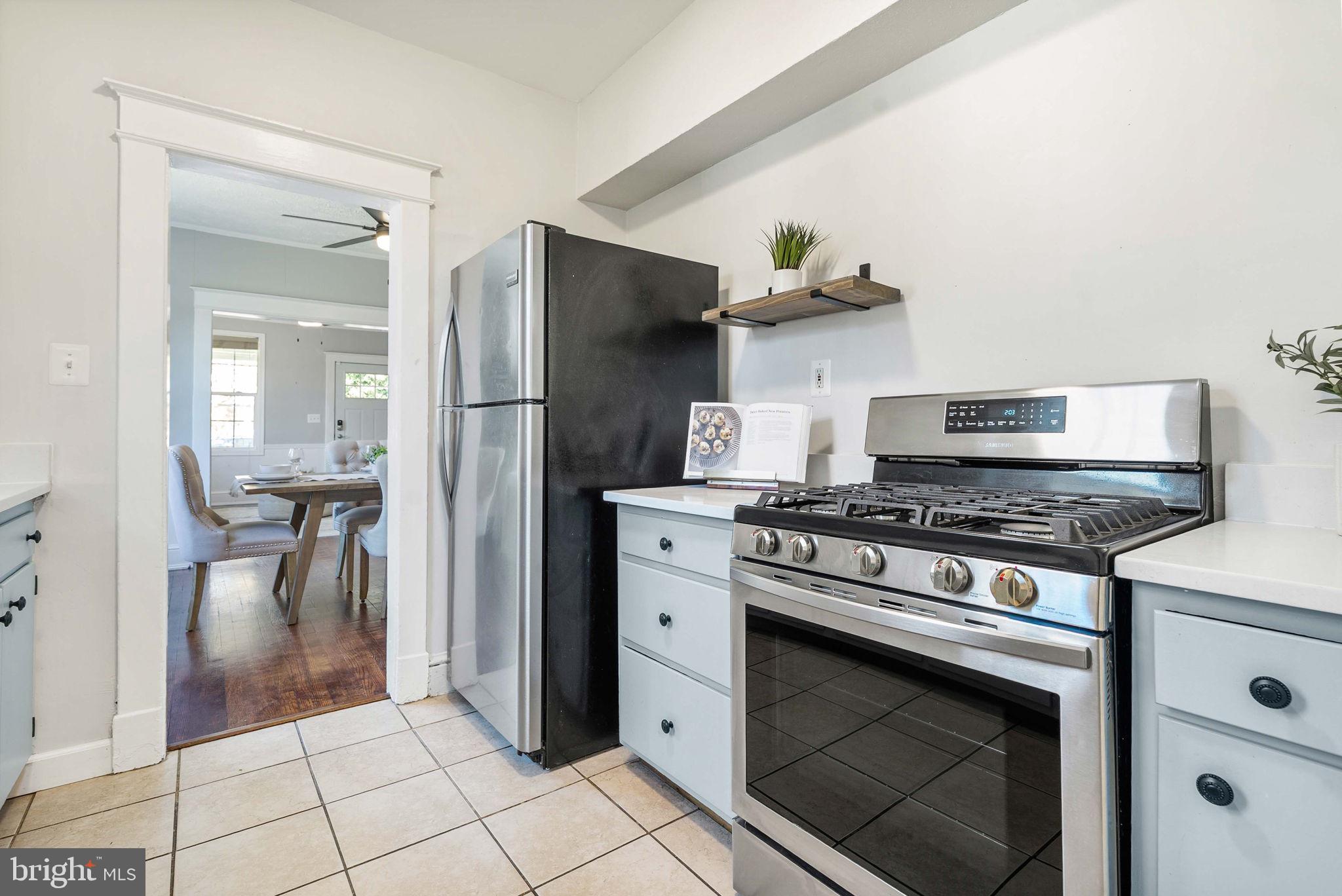 4905 SHERIDAN STREET