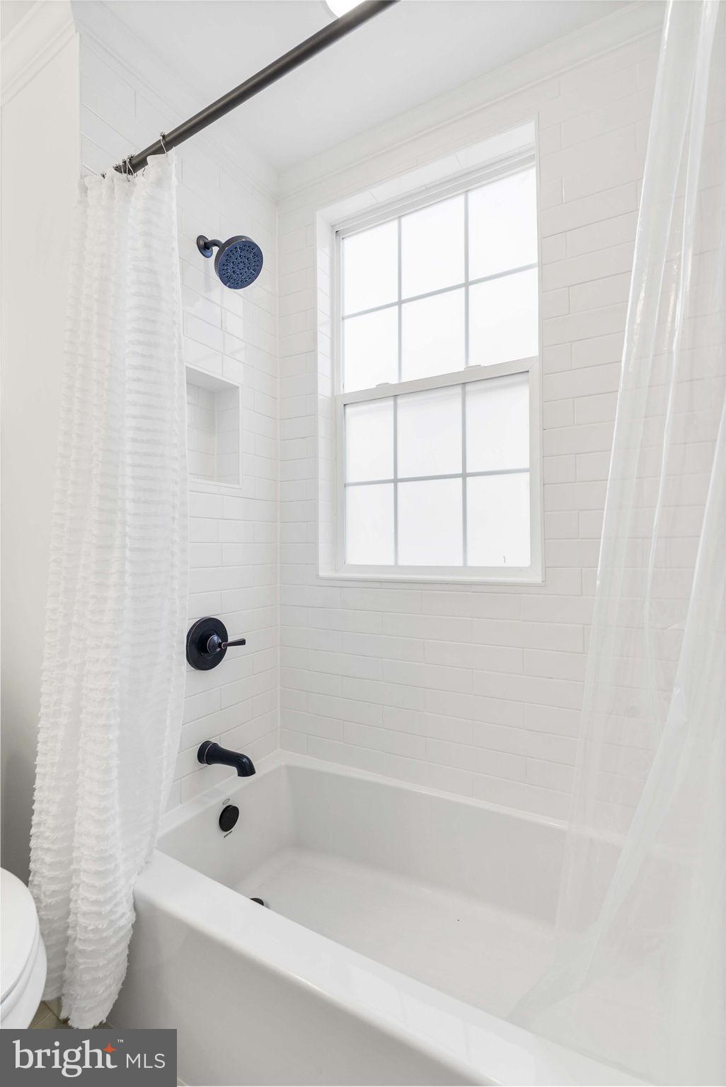 4905 SHERIDAN STREET