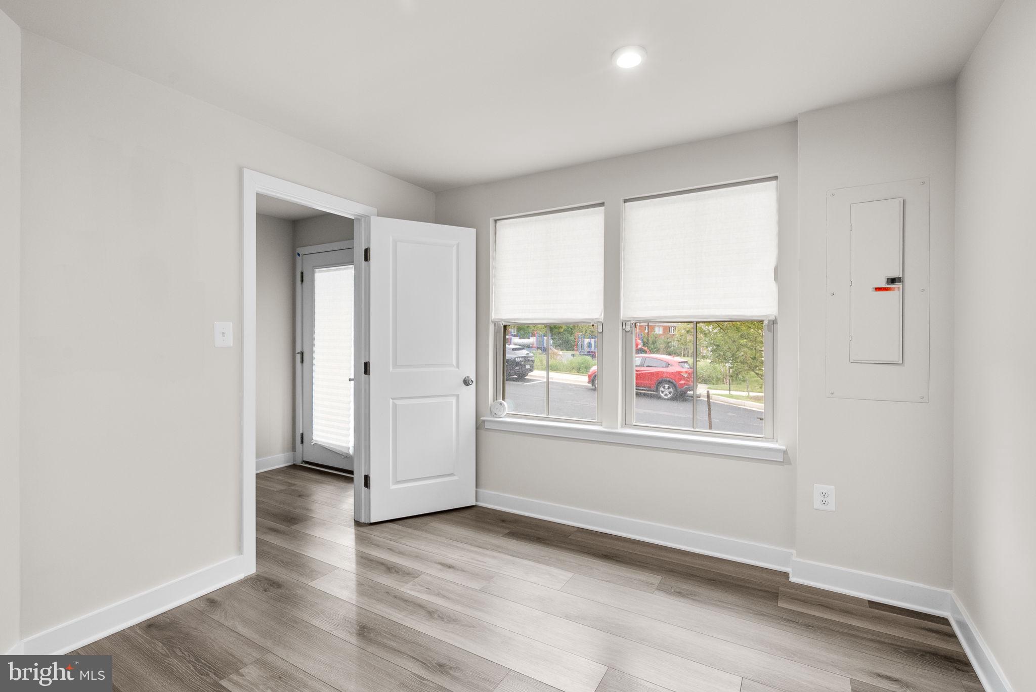 2815 BATTERSEA LAKE LOOP