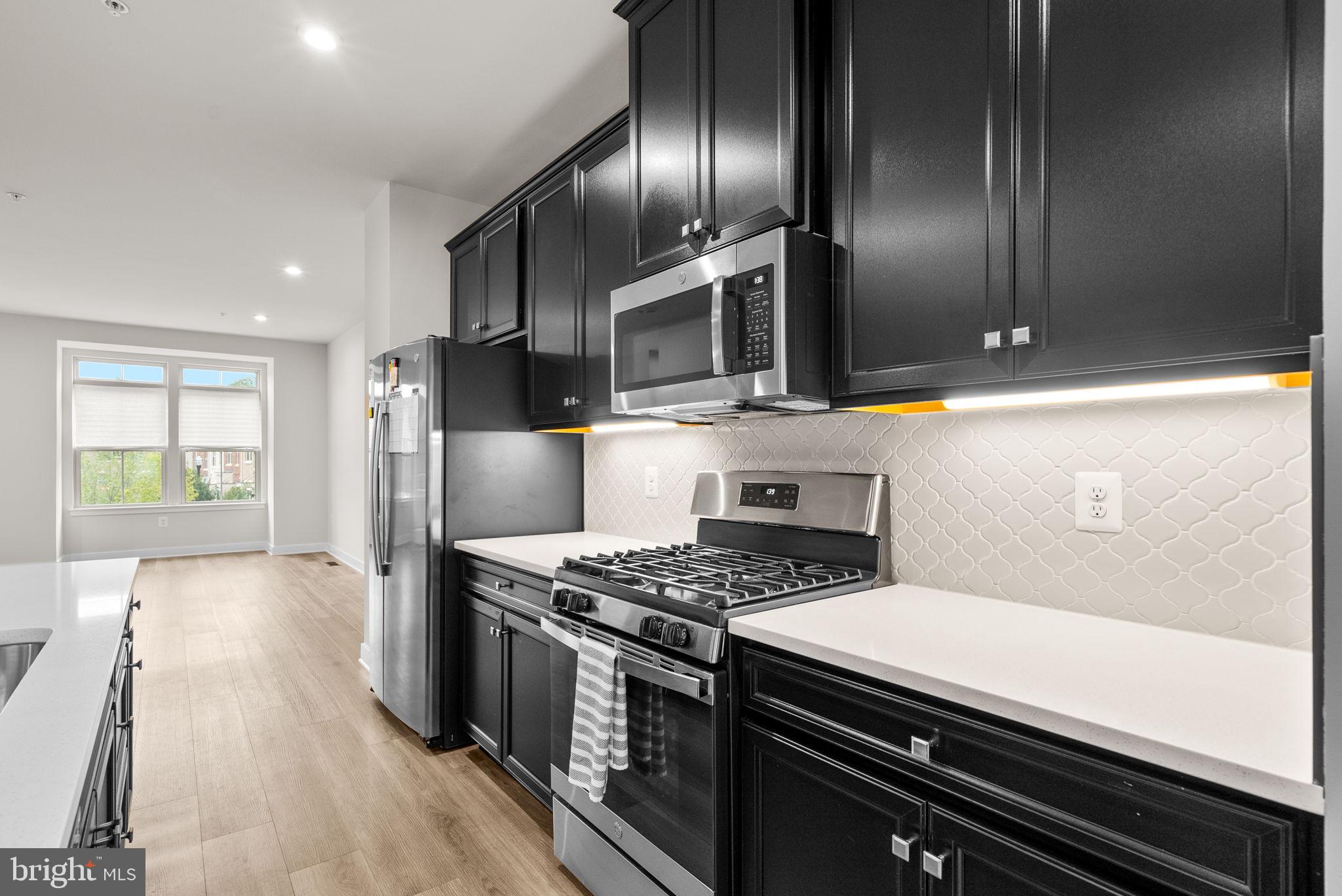 2815 BATTERSEA LAKE LOOP