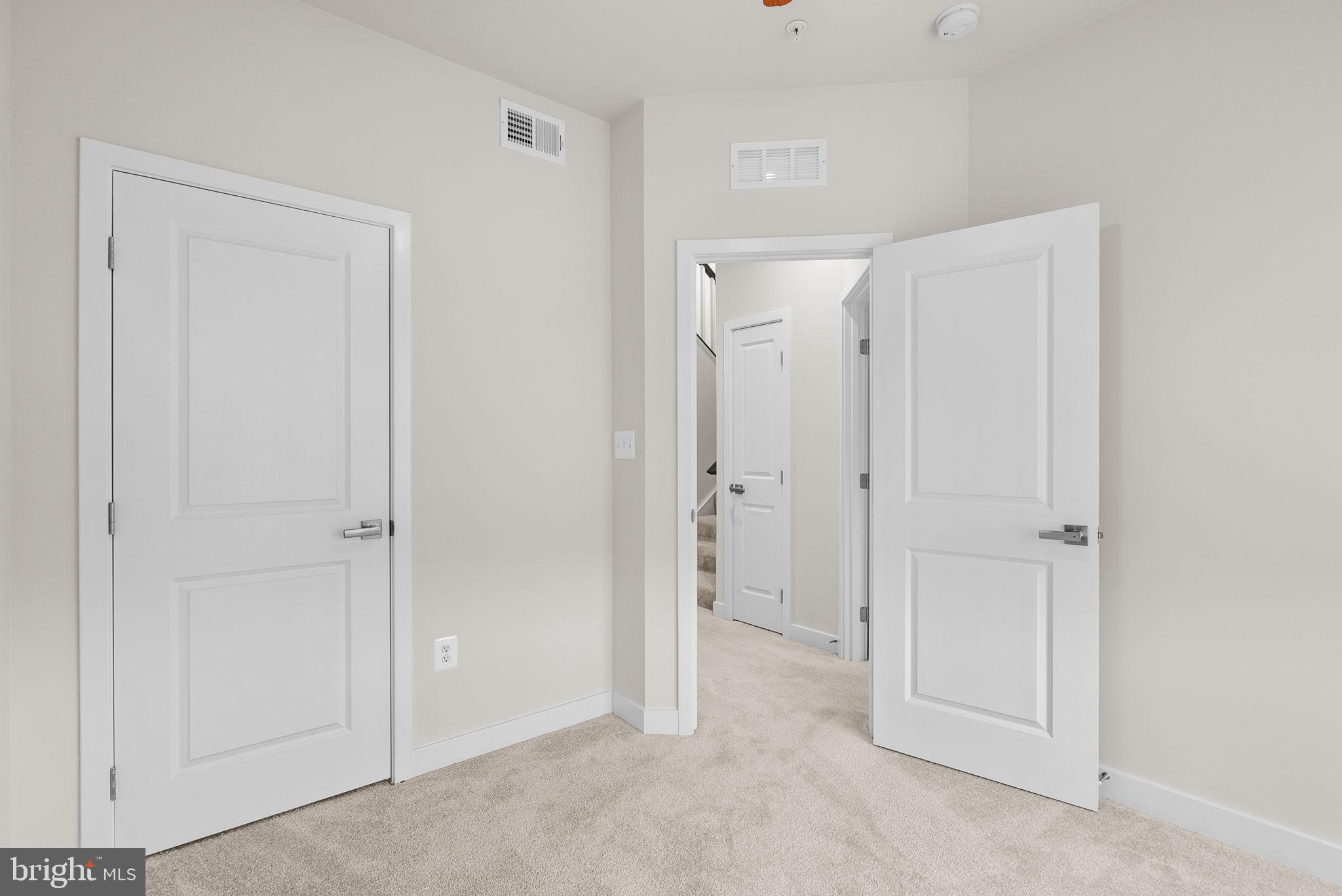 2815 BATTERSEA LAKE LOOP