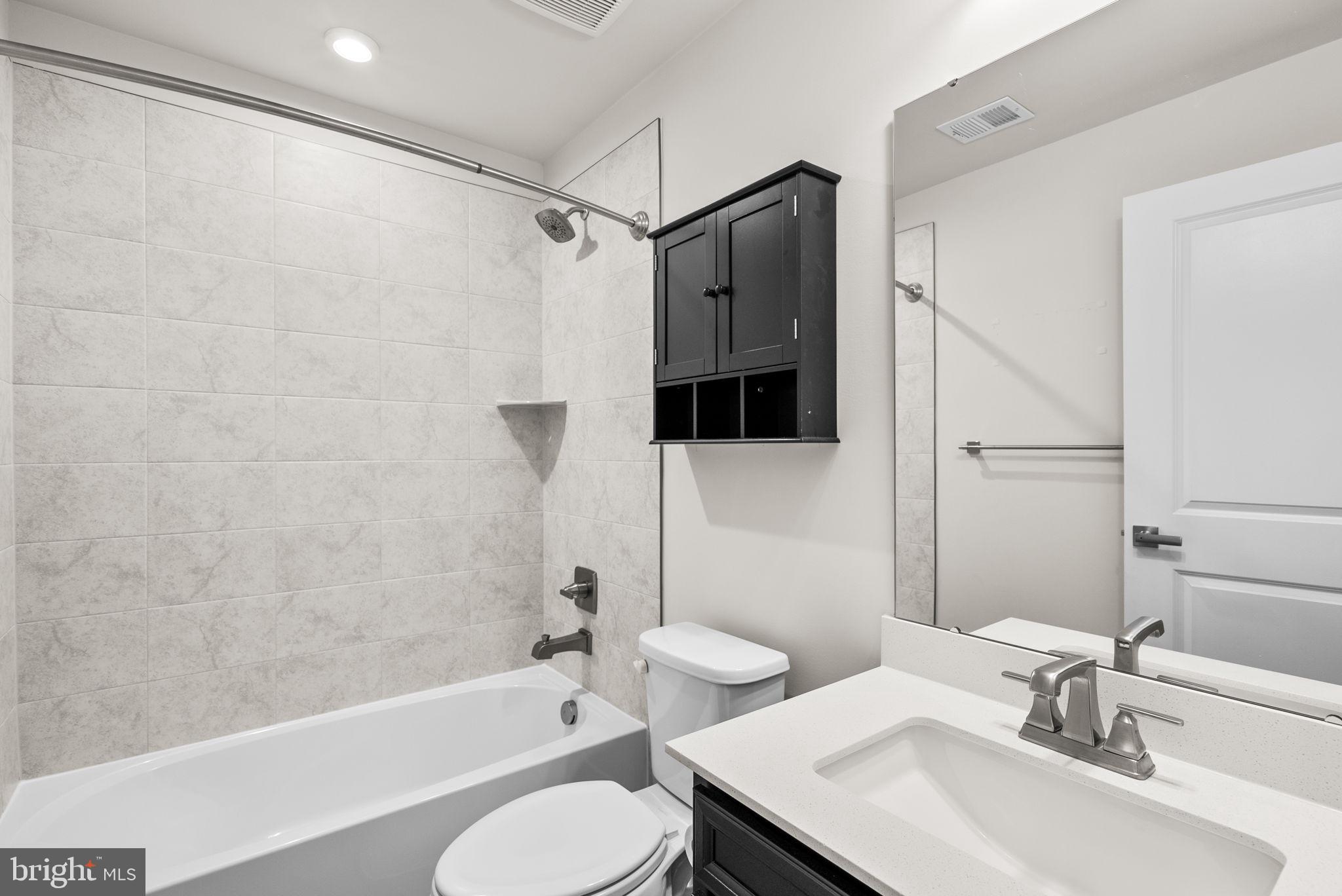 2815 BATTERSEA LAKE LOOP