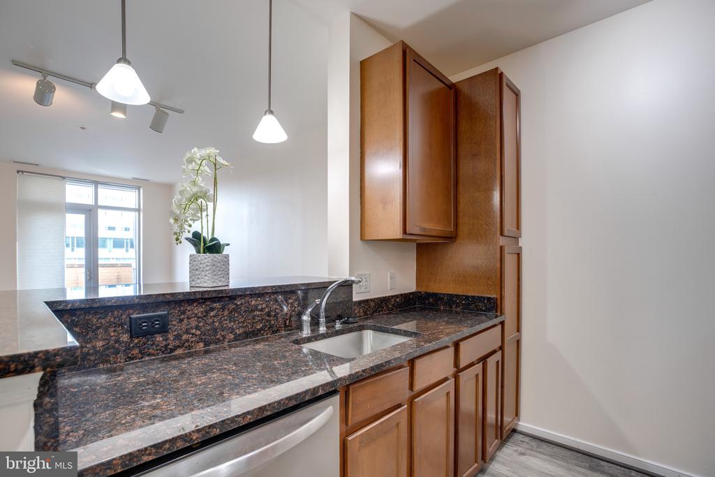 6506 AMERICA BOULEVARD 207