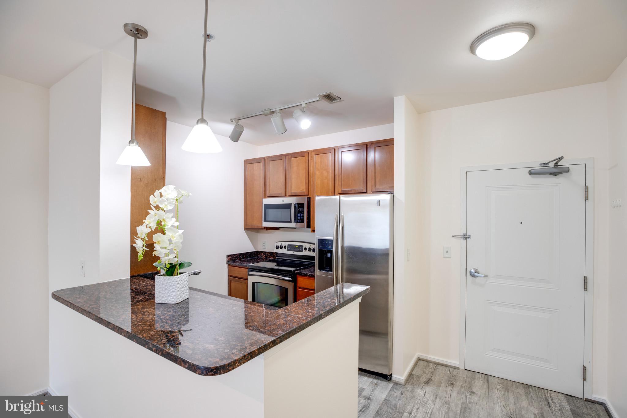 6506 AMERICA BOULEVARD 207