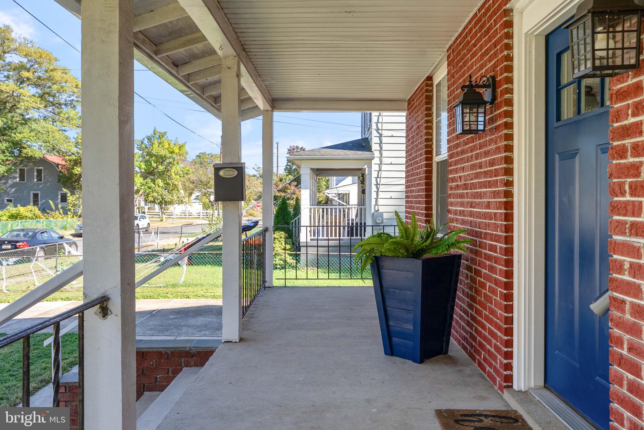 4905 SHERIDAN STREET