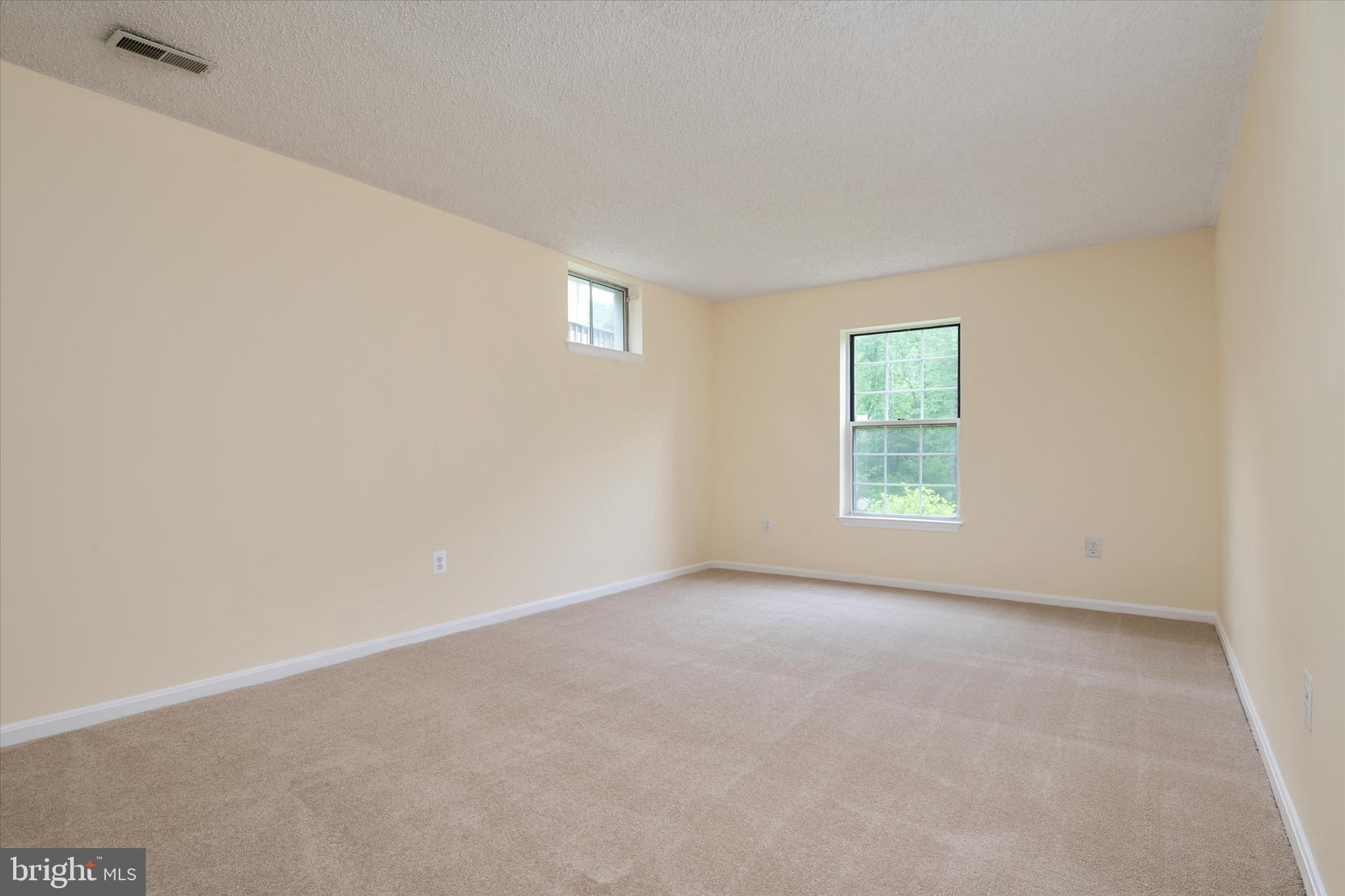 7912 KARA COURT