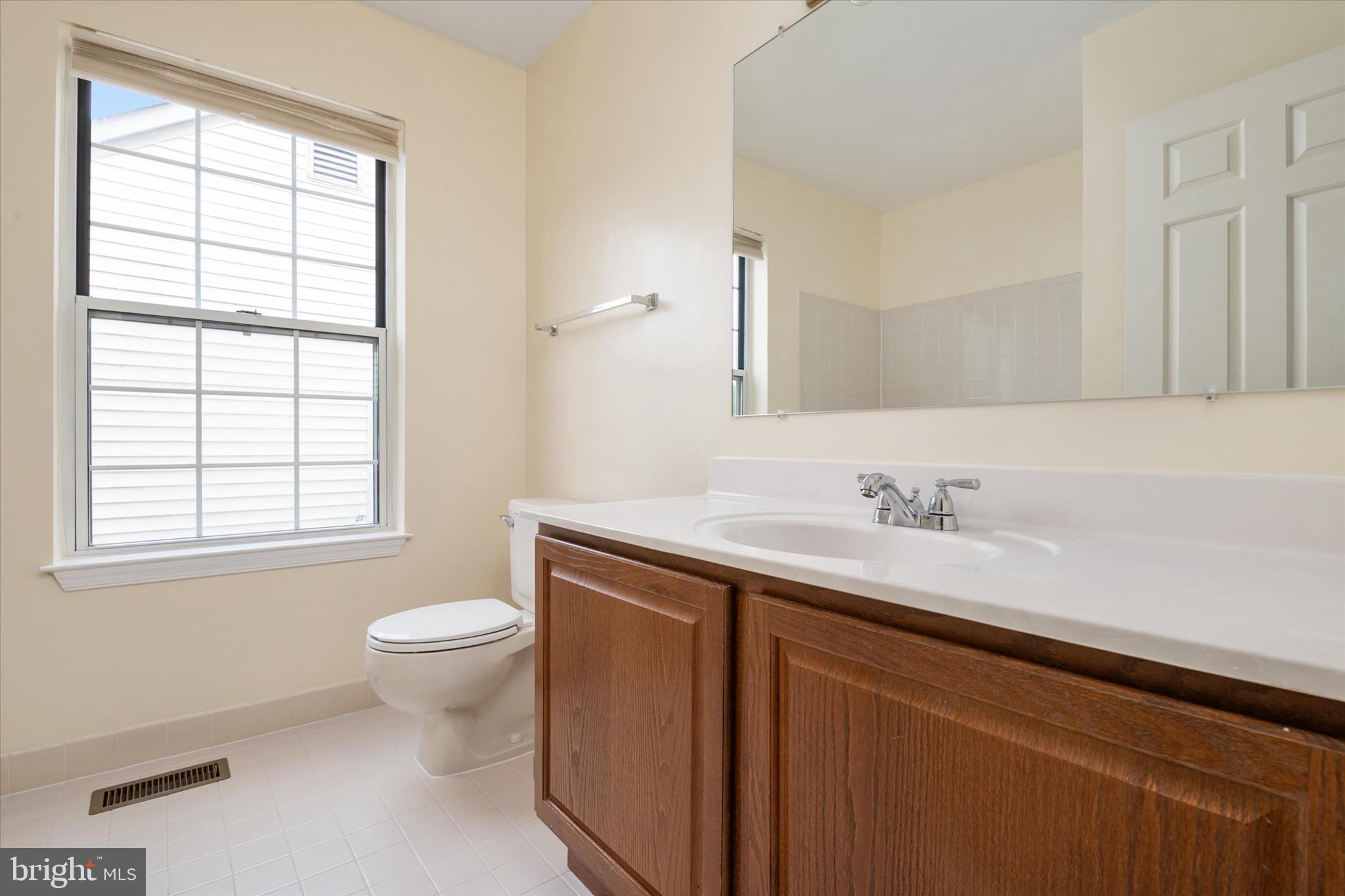 7912 KARA COURT