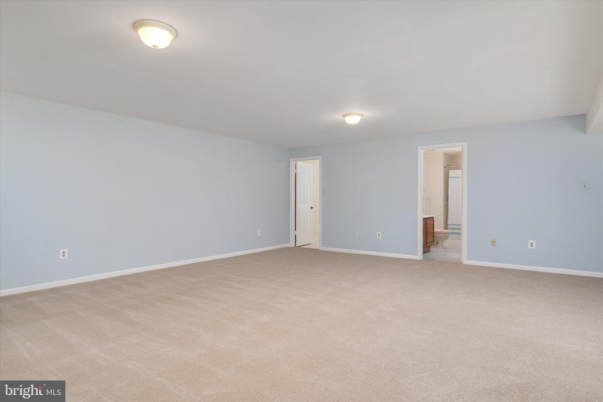 7912 KARA COURT