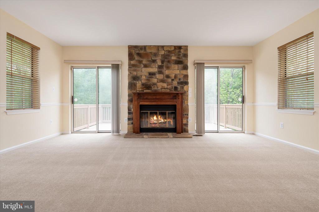 7912 KARA COURT