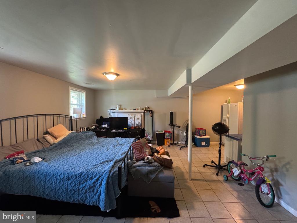 1907 MYSTIC AVENUE