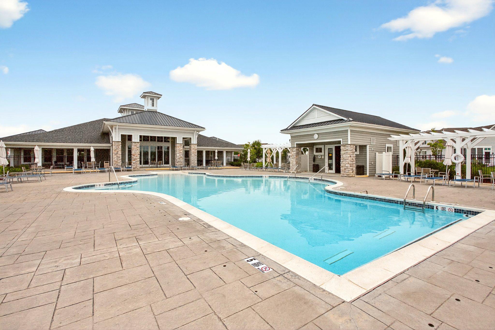 932 MOORINGS CIRCLE
