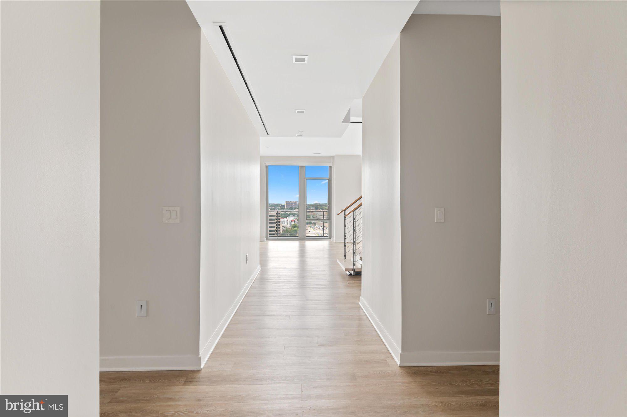 400 Army Navy Drive Dr Unit: 1821