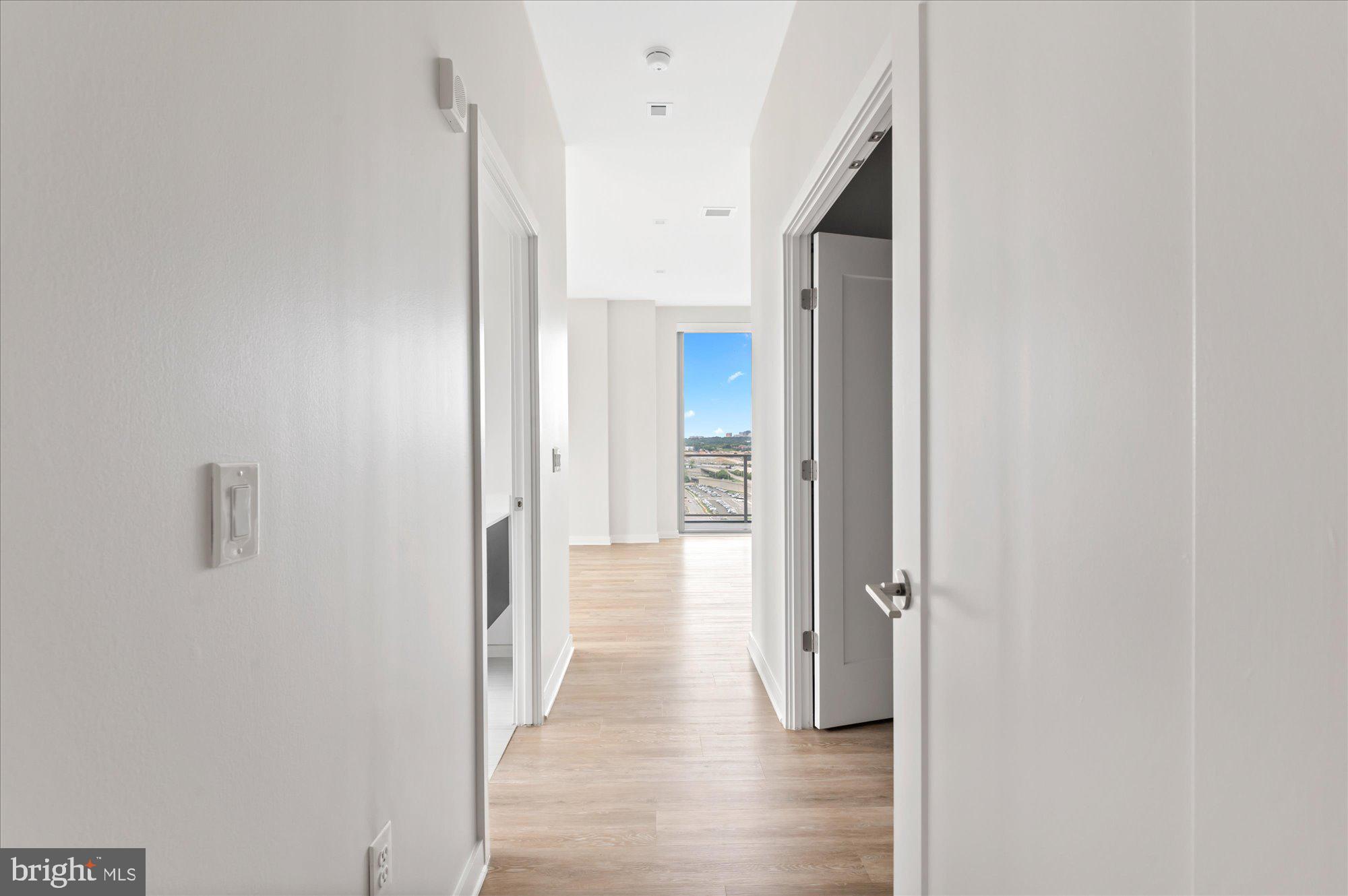 400 Army Navy Drive Dr Unit: 1821