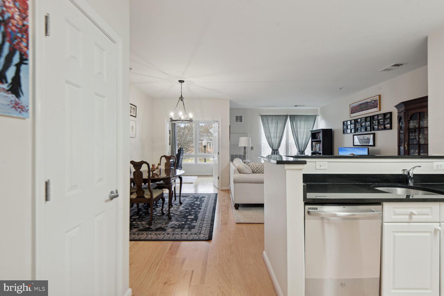 801 S Greenbrier Street Unit: 218