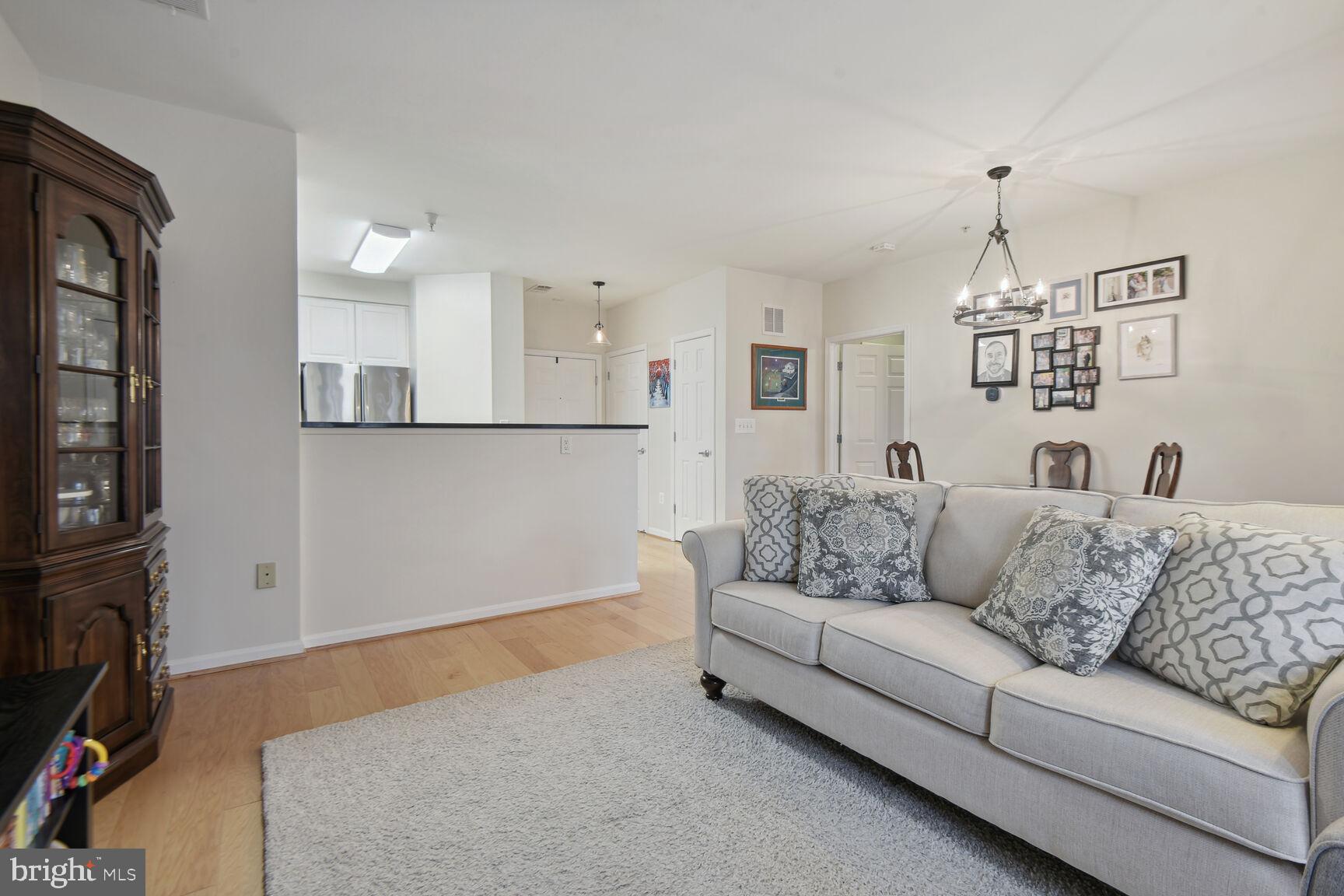801 S Greenbrier Street Unit: 218
