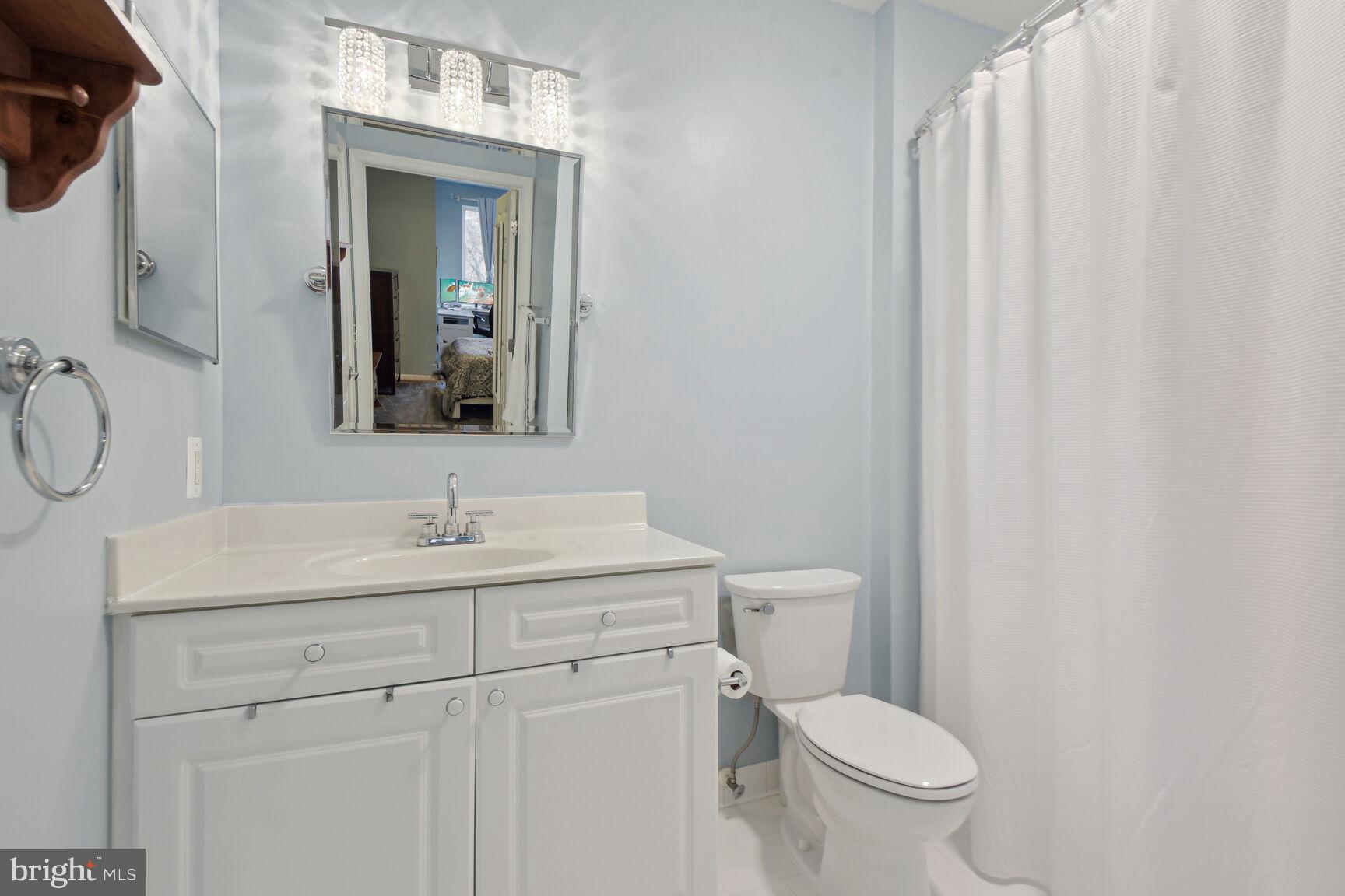 801 S Greenbrier Street Unit: 218