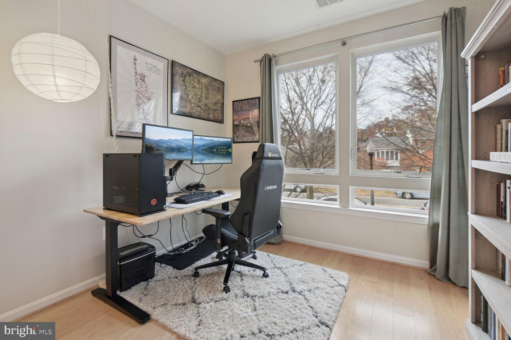 801 S Greenbrier Street Unit: 218