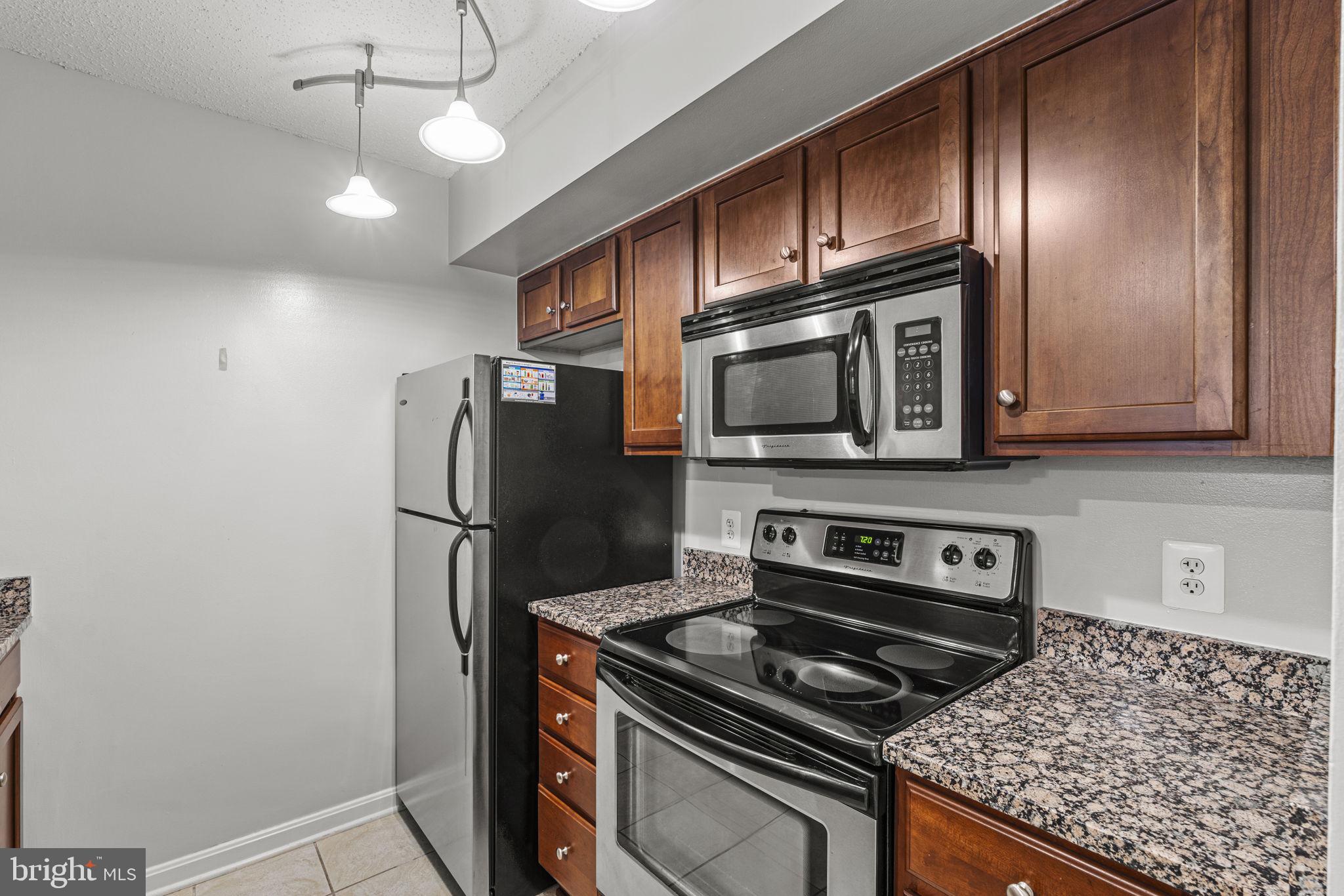 1024 N Utah St #416