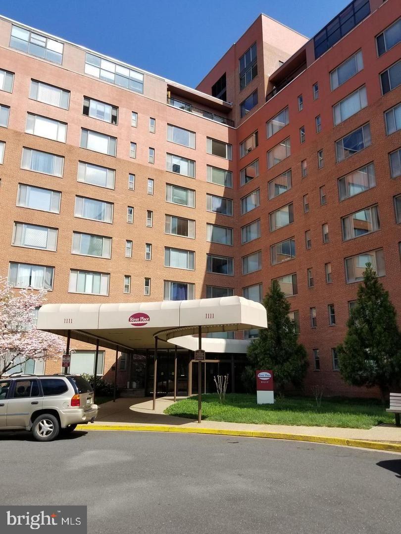1111 Arlington Blvd #312
