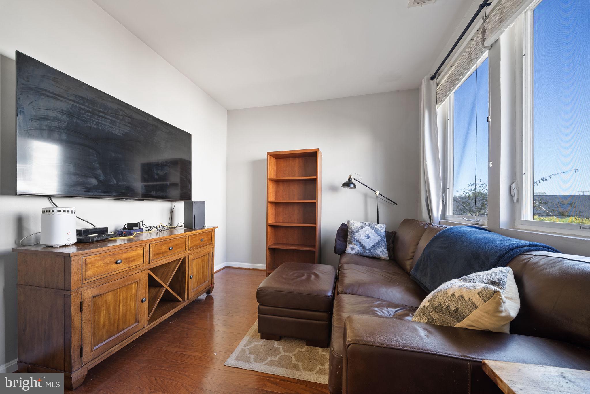 801 S GREENBRIER STREET 304