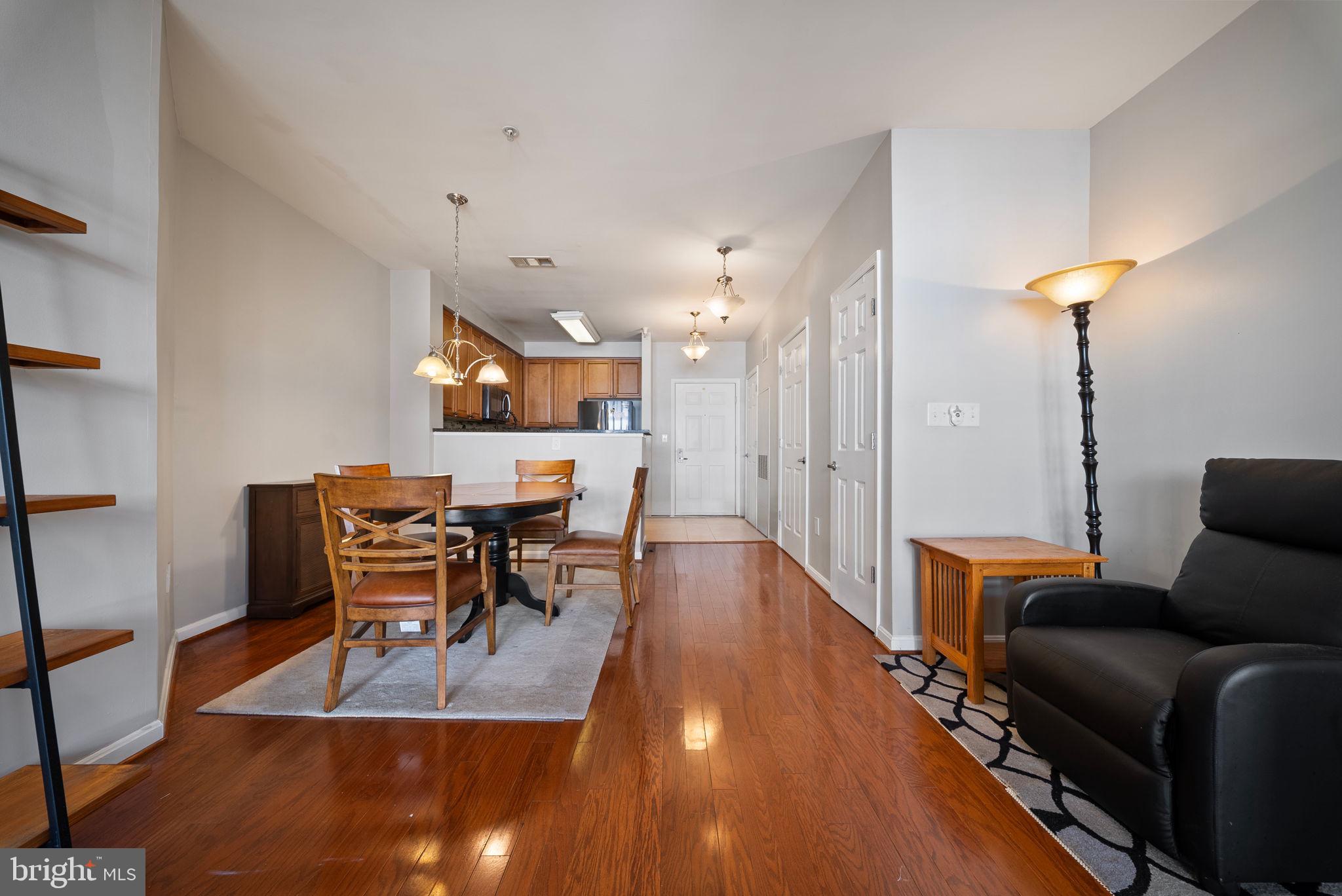 801 S GREENBRIER STREET 304