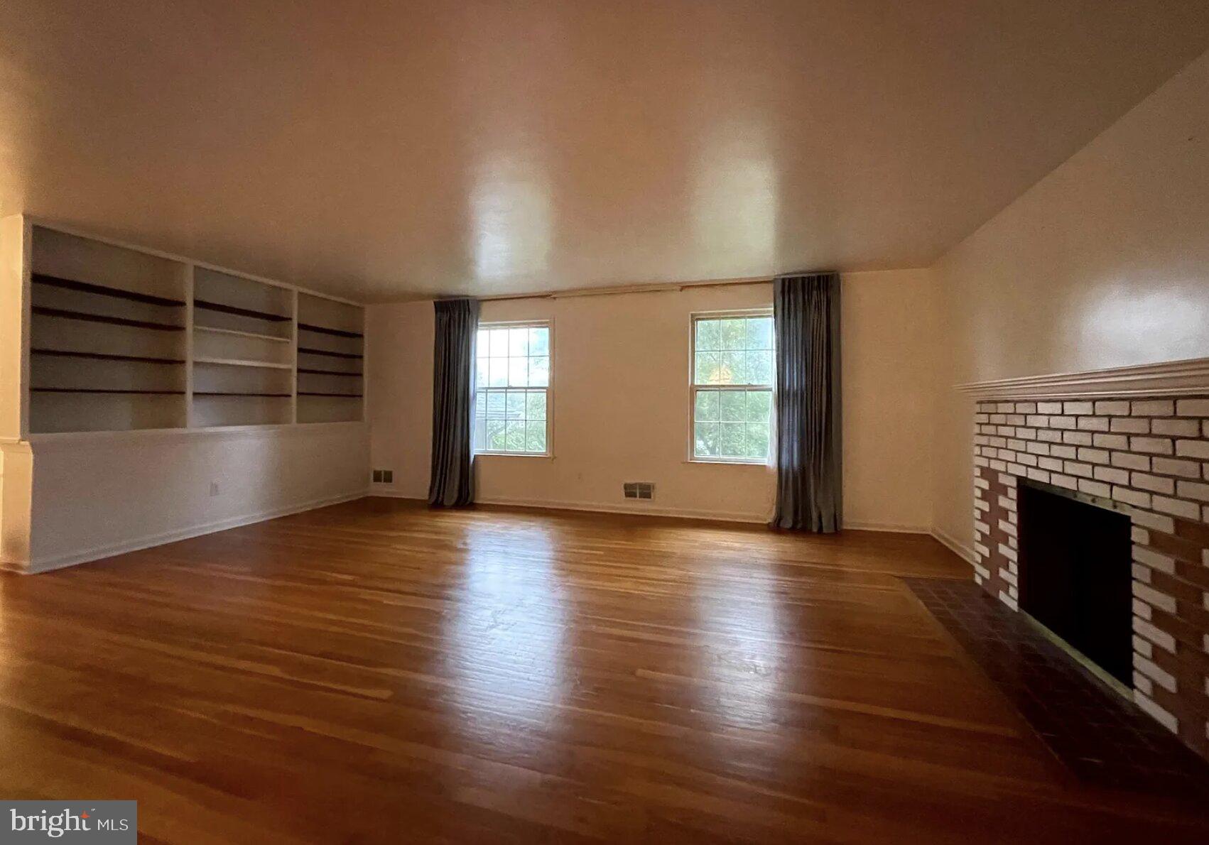3637 38TH STREET N