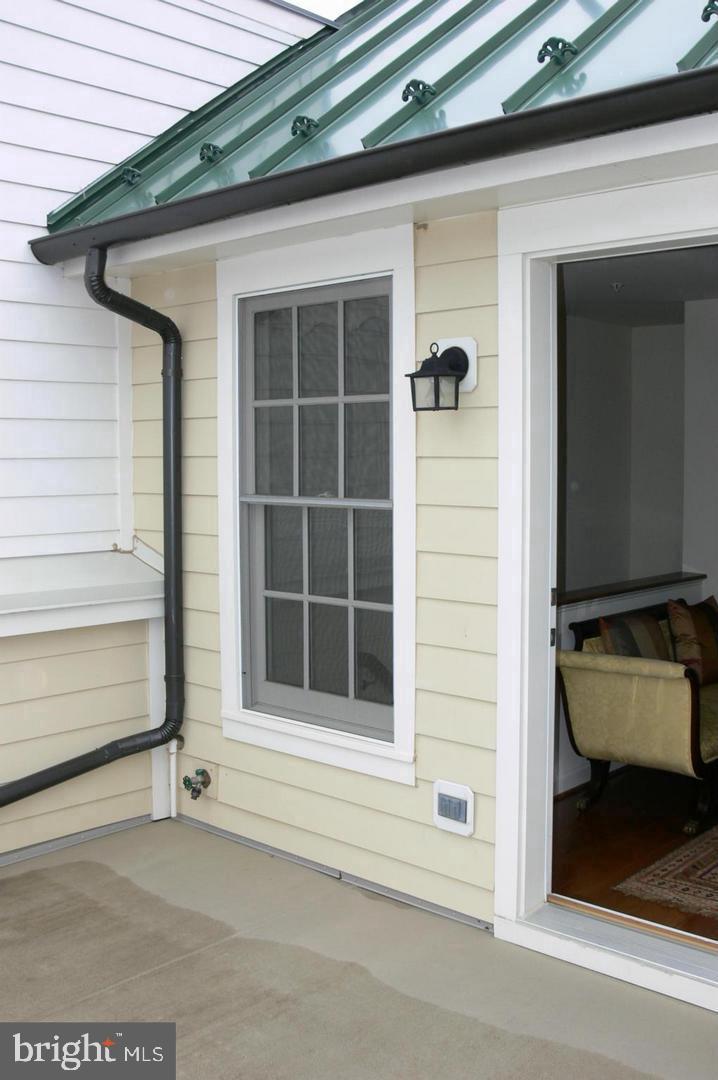 1828 POTOMAC GREENS DRIVE