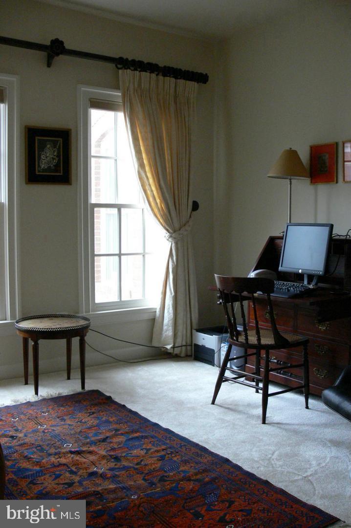 1828 POTOMAC GREENS DRIVE