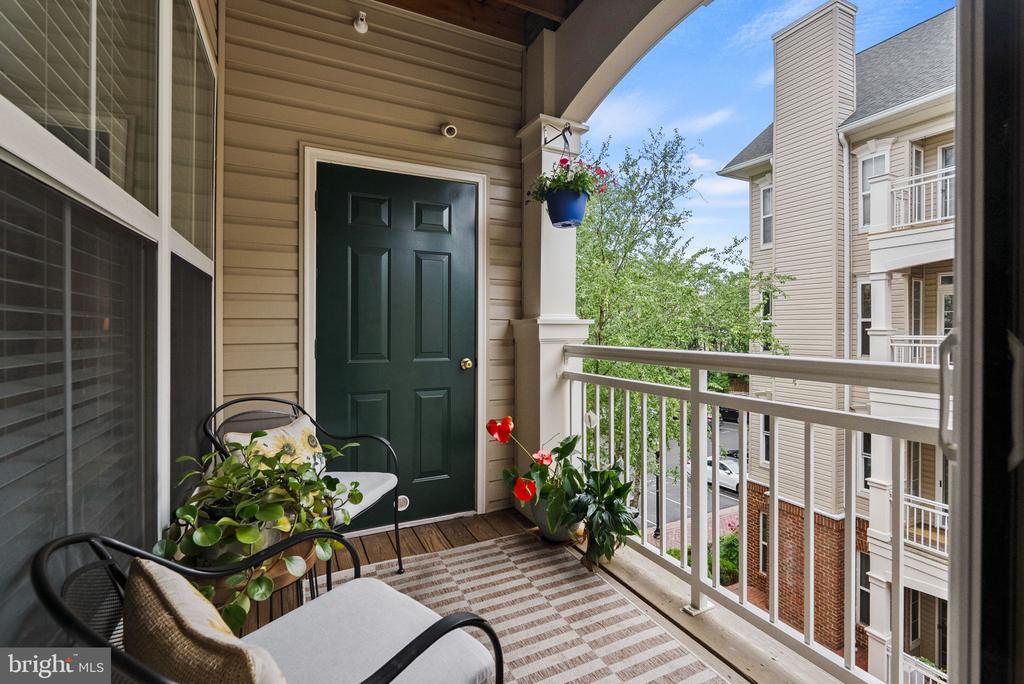 5108 DONOVAN DRIVE Unit: 305
